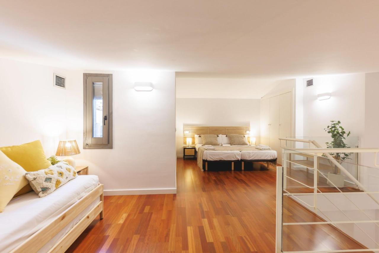 Bravissimo Placa Catalunya 2-2, Duplex * Girona
