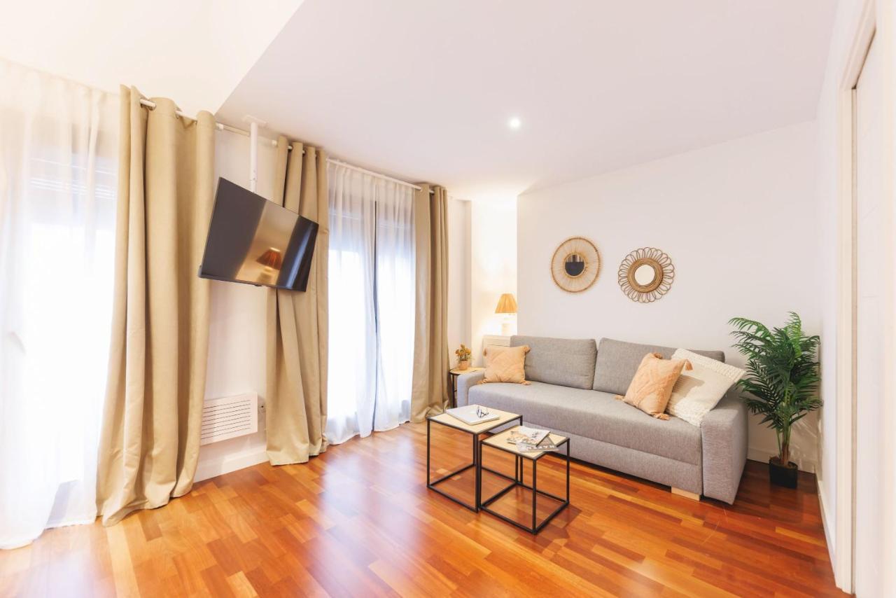 Bravissimo Placa Catalunya 2-2, Duplex Apartment