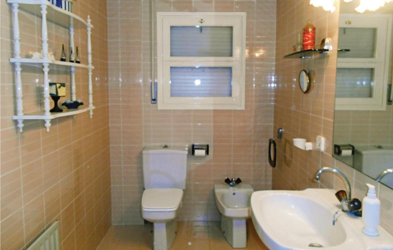 4 Bedroom Awesome In