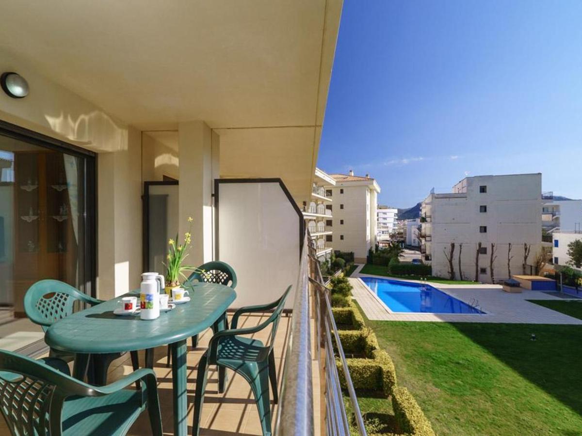 Frente A La Playa De Roses, Piscina, Terraza, Ac, Parking, 6 Pers, Ideal Familias - Es-258-13