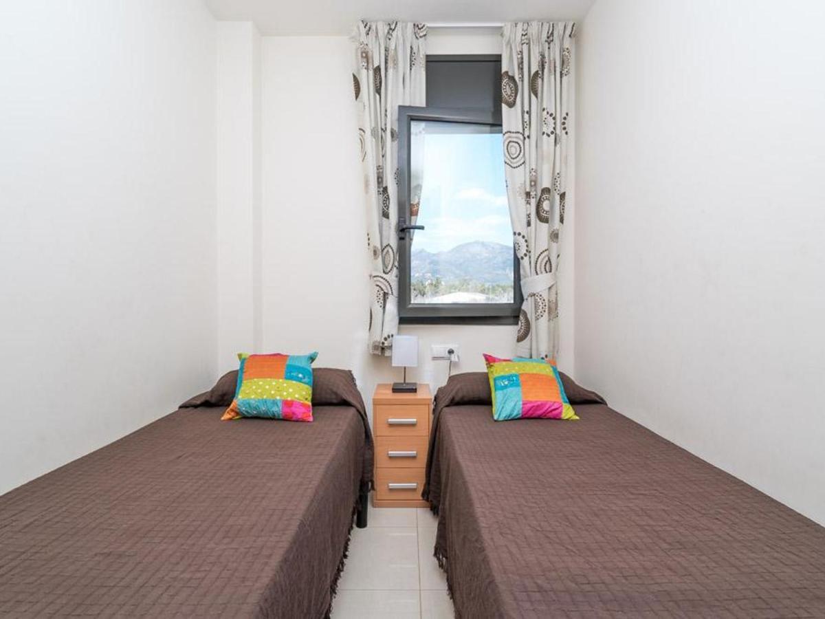 Frente A La Playa De Roses, Piscina, Terraza, Ac, Parking, 6 Pers, Ideal Familias - Es-258-13 *
