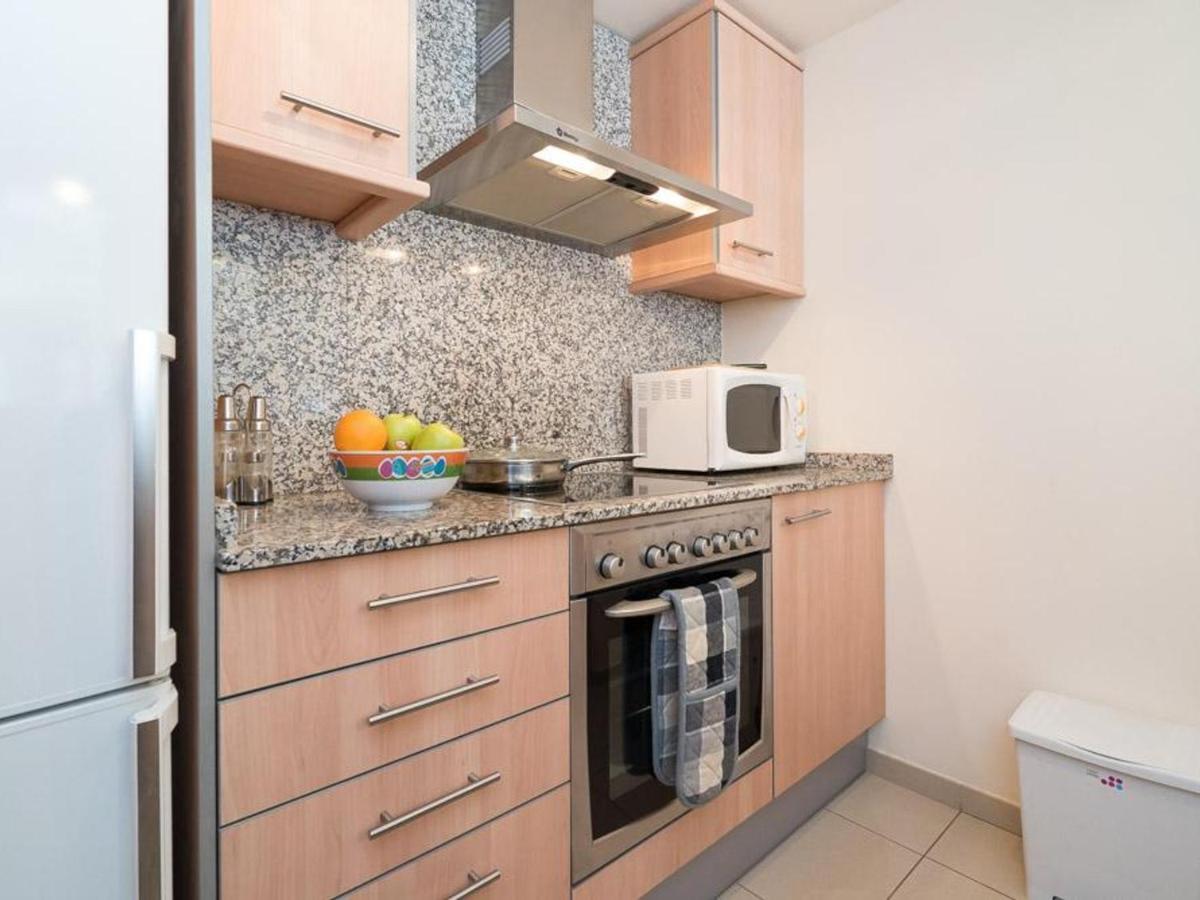 Frente A La Playa De Roses, Piscina, Terraza, Ac, Parking, 6 Pers, Ideal Familias - Es-258-13 Apartamento *