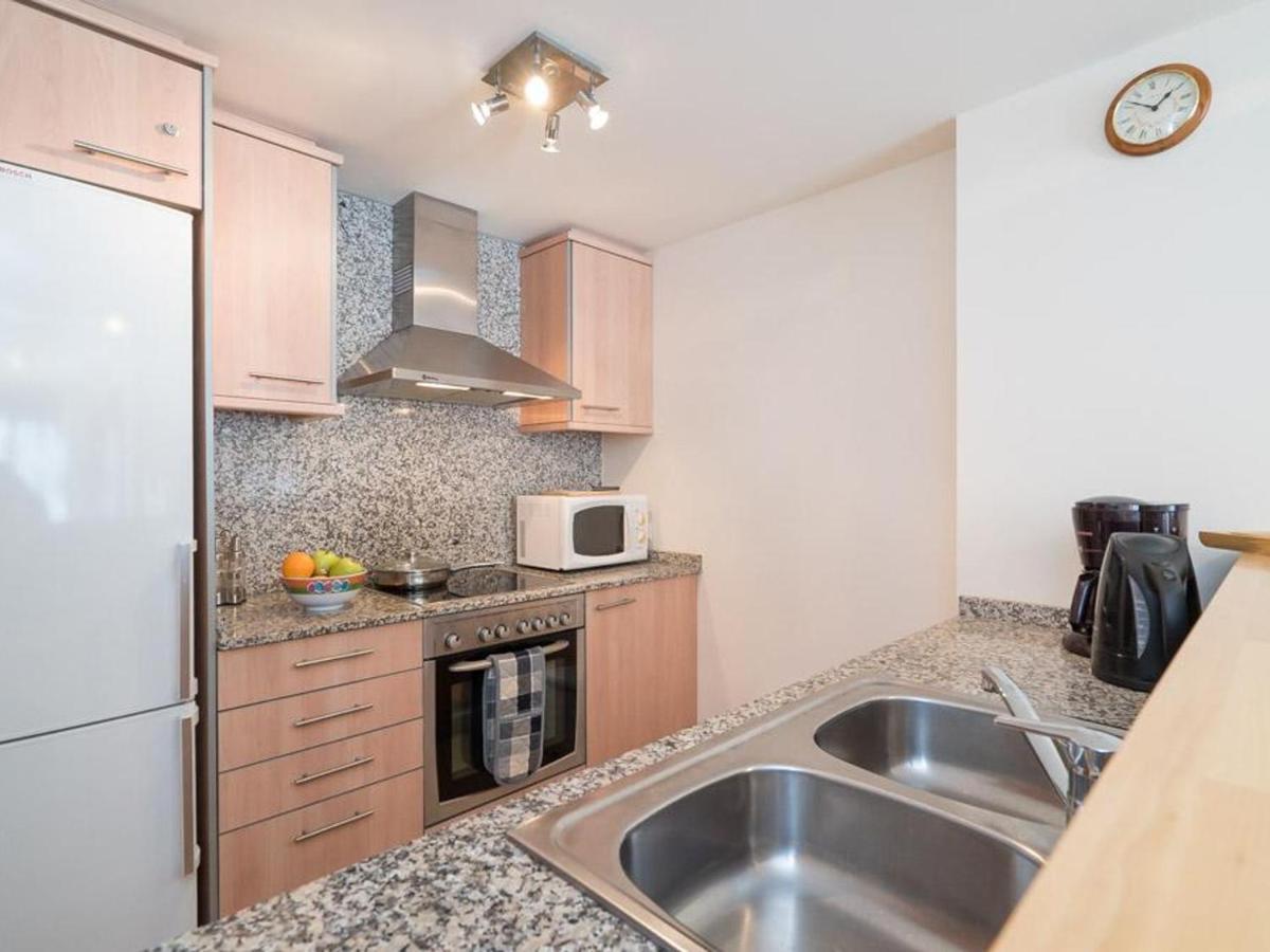 Frente A La Playa De Roses, Piscina, Terraza, Ac, Parking, 6 Pers, Ideal Familias - Es-258-13