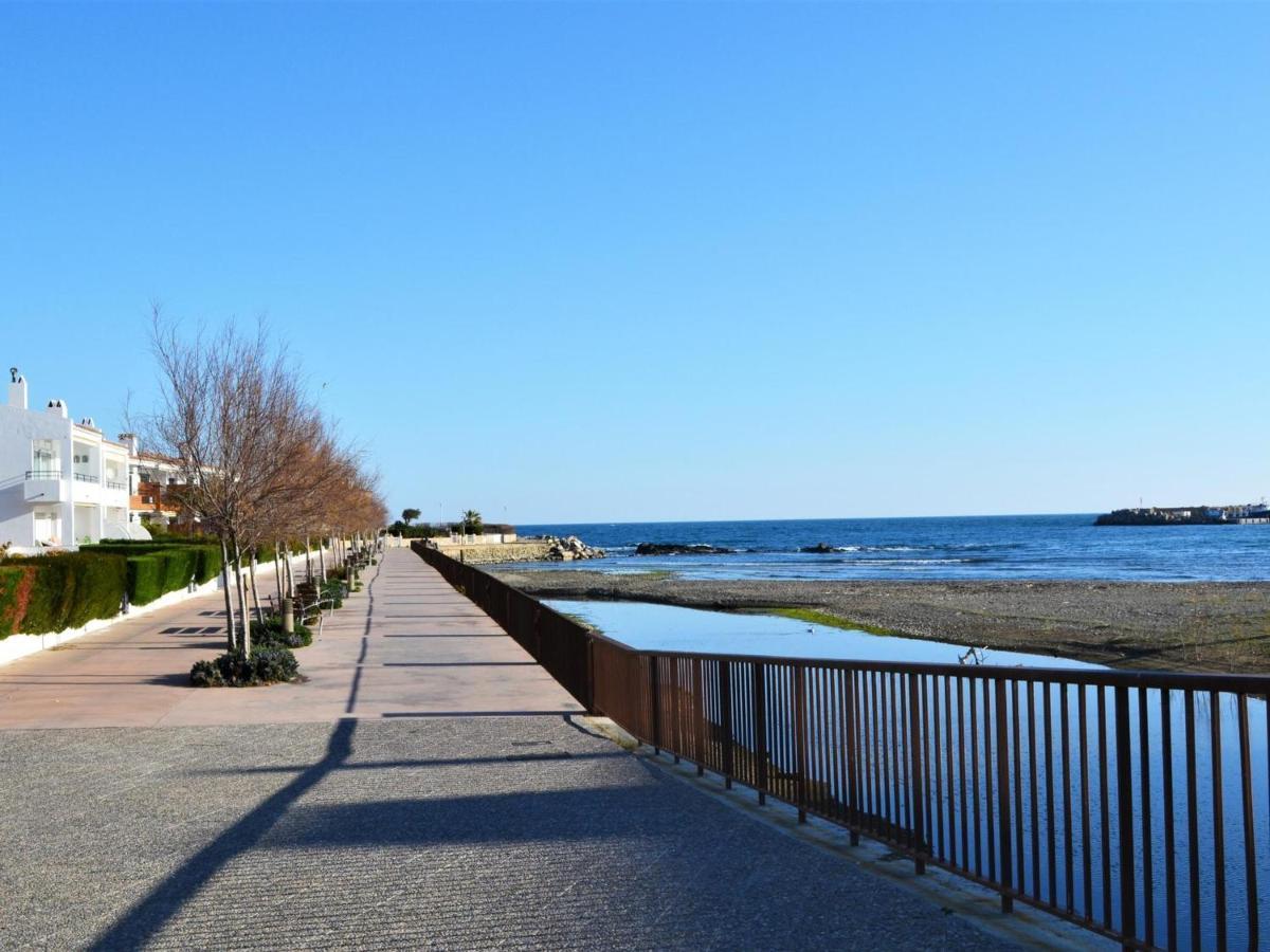 Familiar De 3 Hab Cerca De La Playa En - Es-170-75 Llançà
