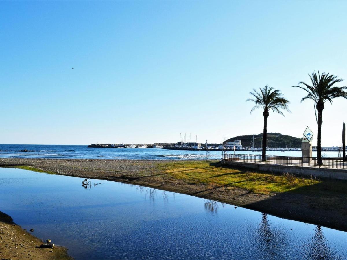 Apartamento Familiar De 3 Hab Cerca De La Playa En - Es-170-75 *