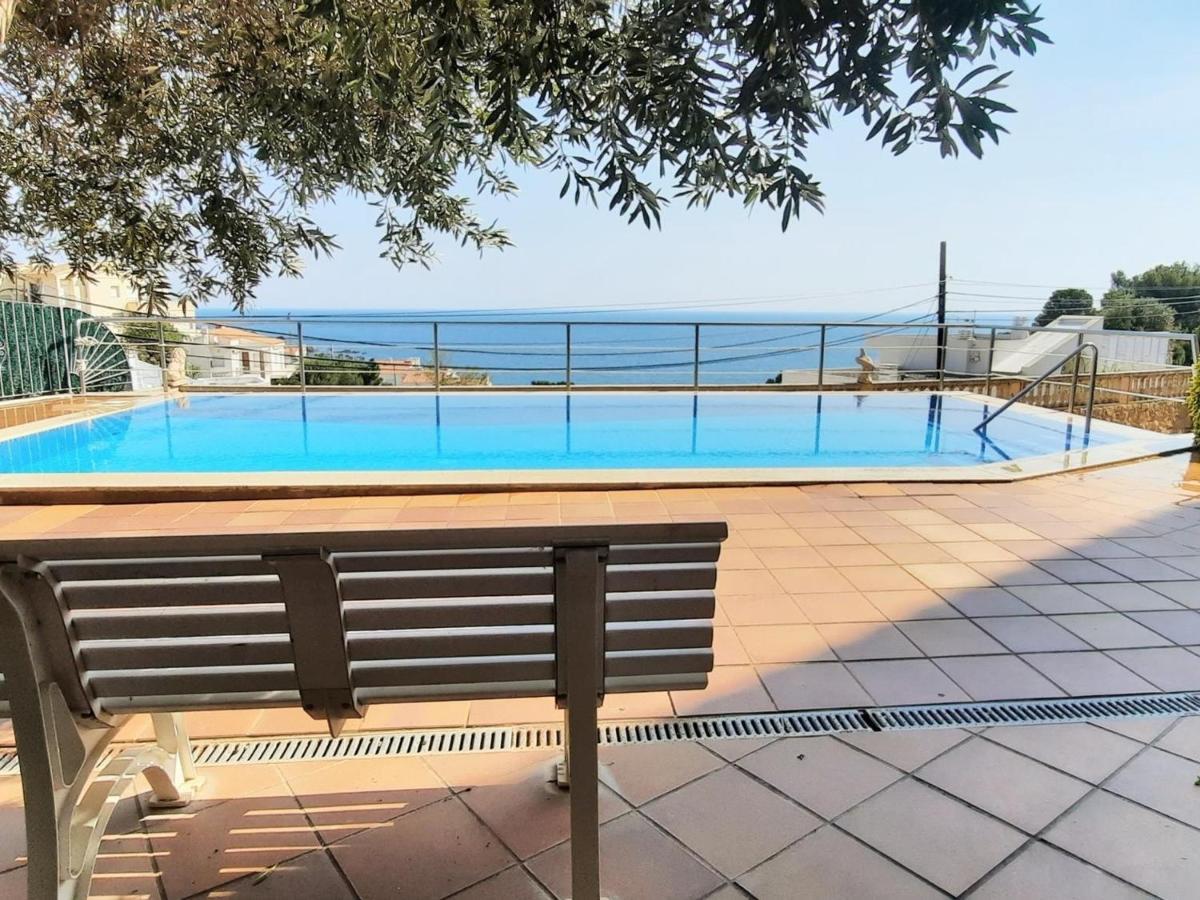 Apartamento Familiar Con Piscina, Jardin Y Terrazas - - Es-170-22 Llançà