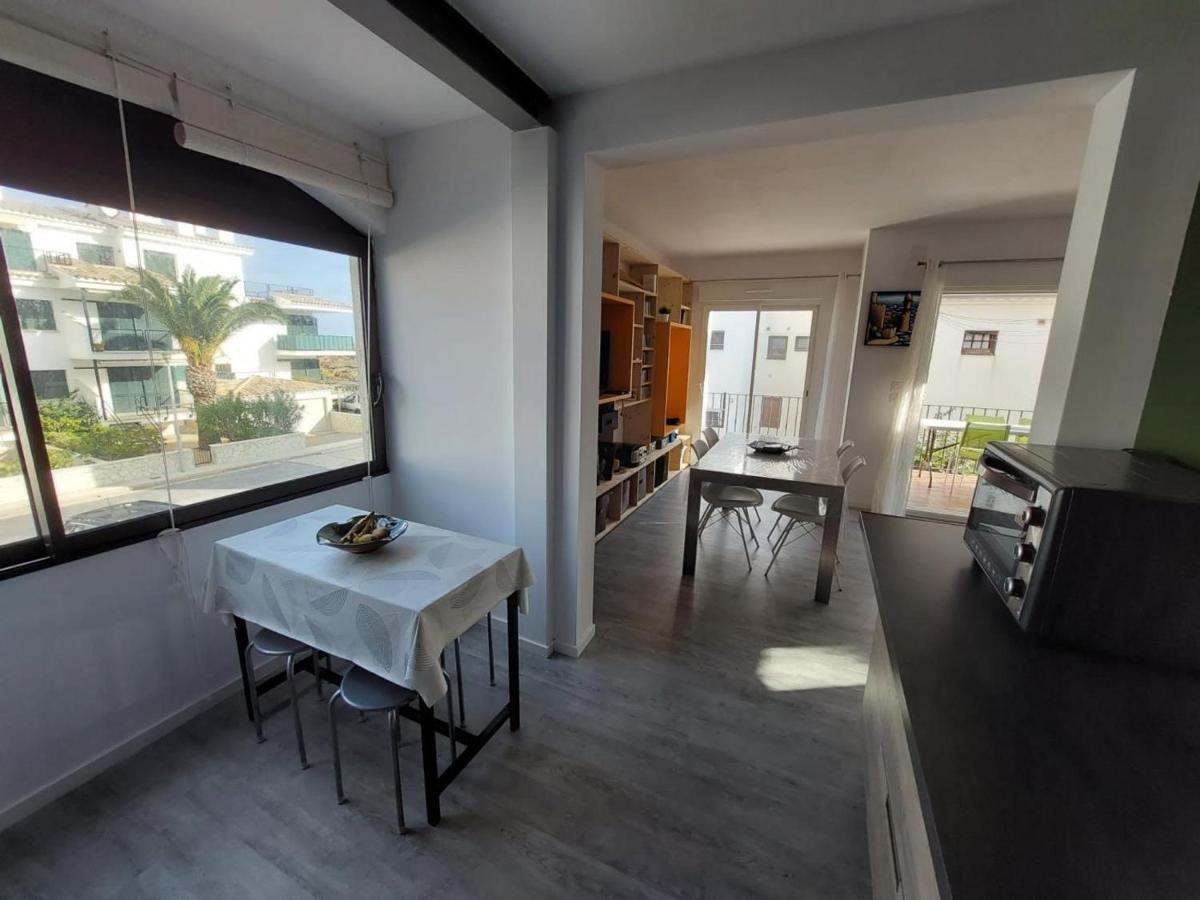 Familiar De 3 Hab Cerca De La Playa En - Es-170-75 Llançà