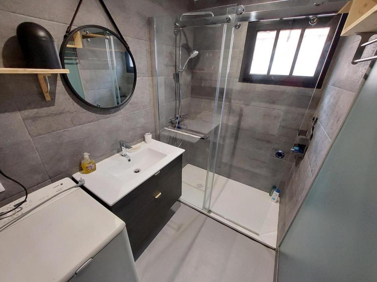 Apartamento Familiar De 3 Hab Cerca De La Playa En - Es-170-75 *