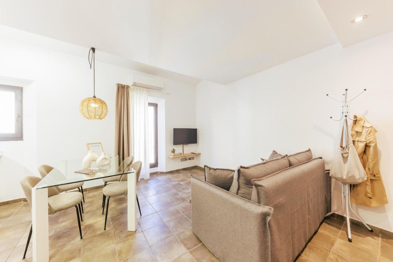 Bravissimo Mercadal Duplex, With 2 Bedrooms Apartment Girona
