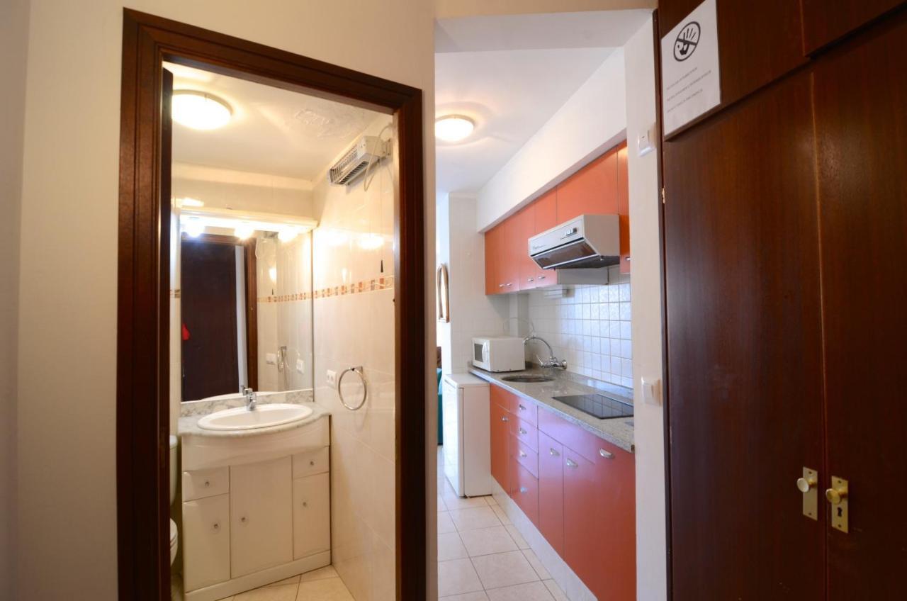 Medes Park I 2-1 Apartment *