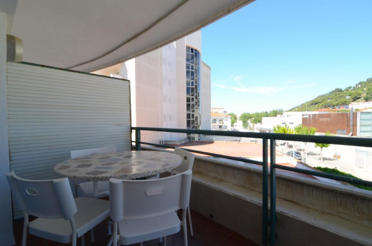 Medes Park I 2-1 Apartment