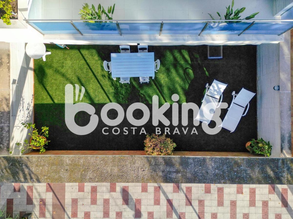 Apartamento Soleado - Amb Gran Terrassa Al Centre De Platja D'aro, Amb Parking I Piscina Comunitaria