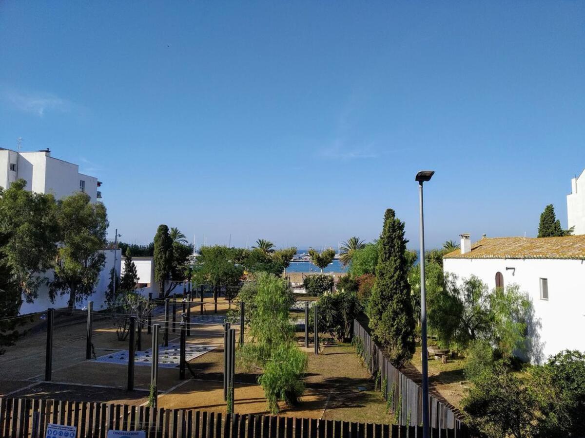 Apartamento Reformado Con Vista Al Mar, 20m De La Playa, A.a., Garaje, En Centro De - Es-258-12