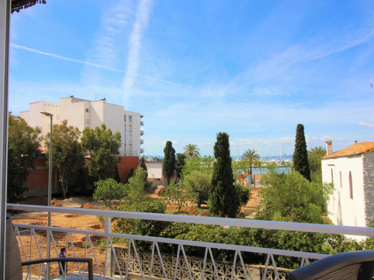 Apartamento Reformado Con Vista Al Mar, 20m De La Playa, A.a., Garaje, En Centro De - Es-258-12 Rosas