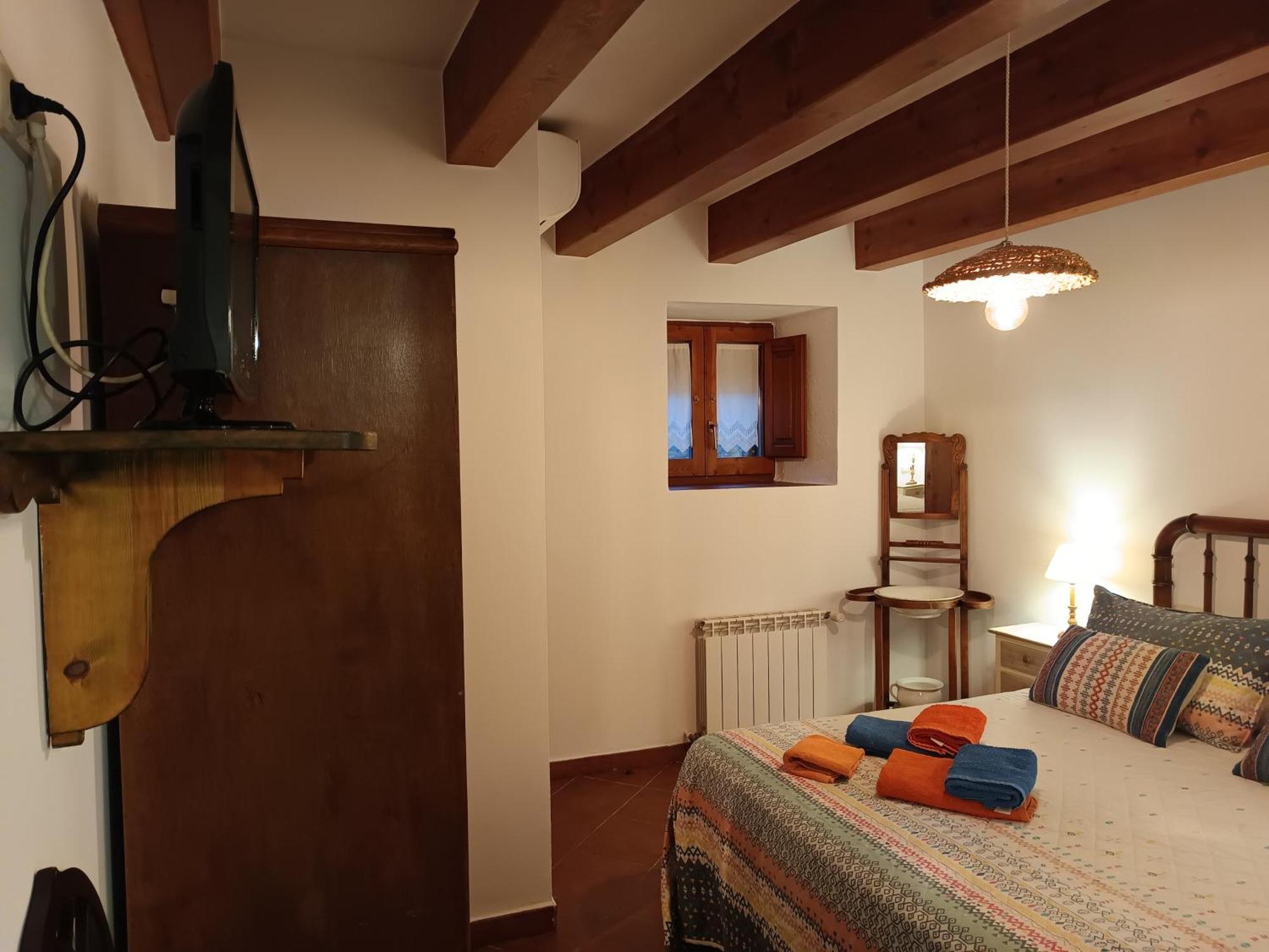Country house Calaliu Peratallada