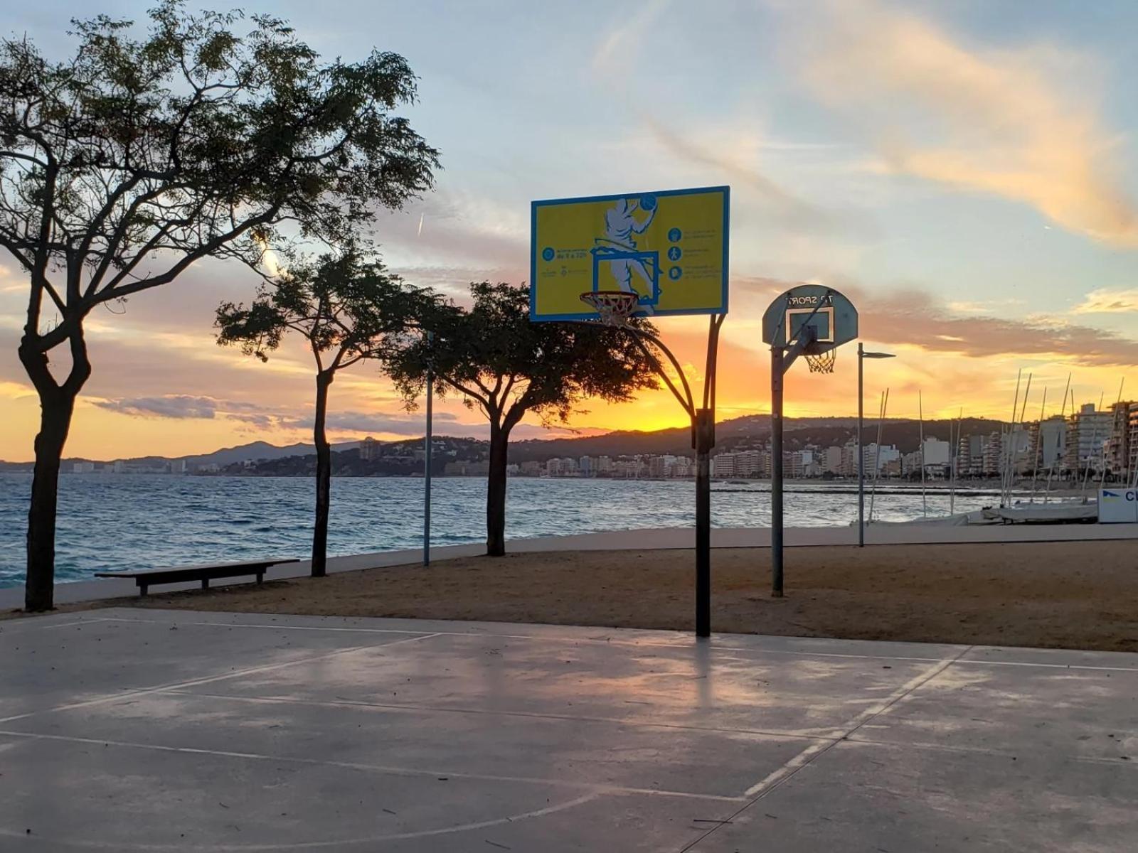 Casita De La Playa Con Parking * Palamos