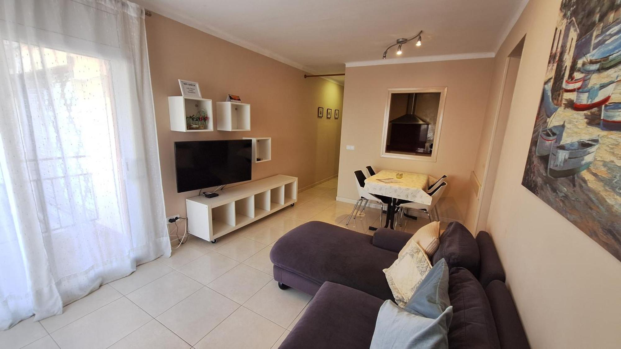 Grecia 200 Meter From Lestartit Apartamento *