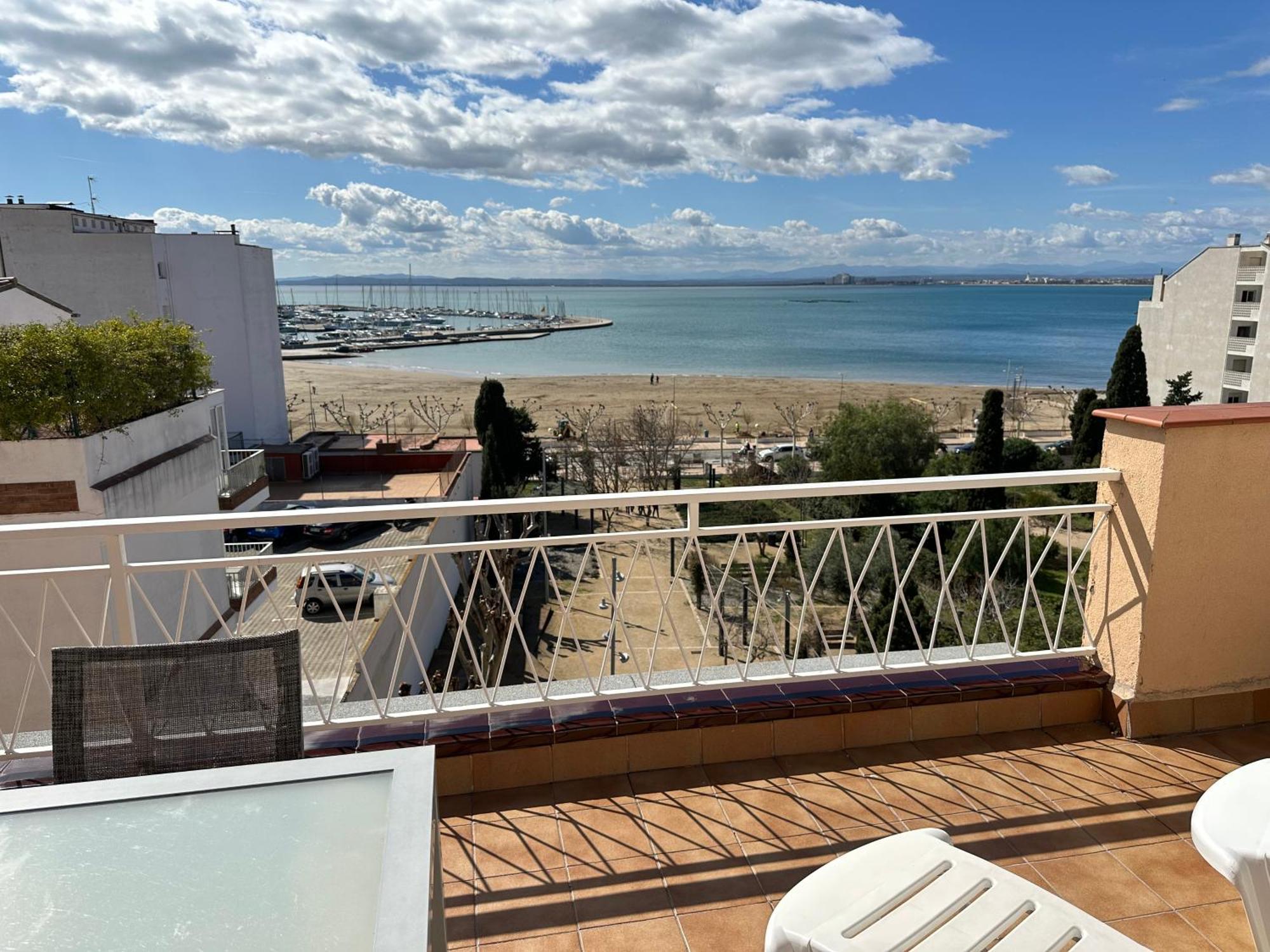 Agi Solimar Atico Apartment Roses