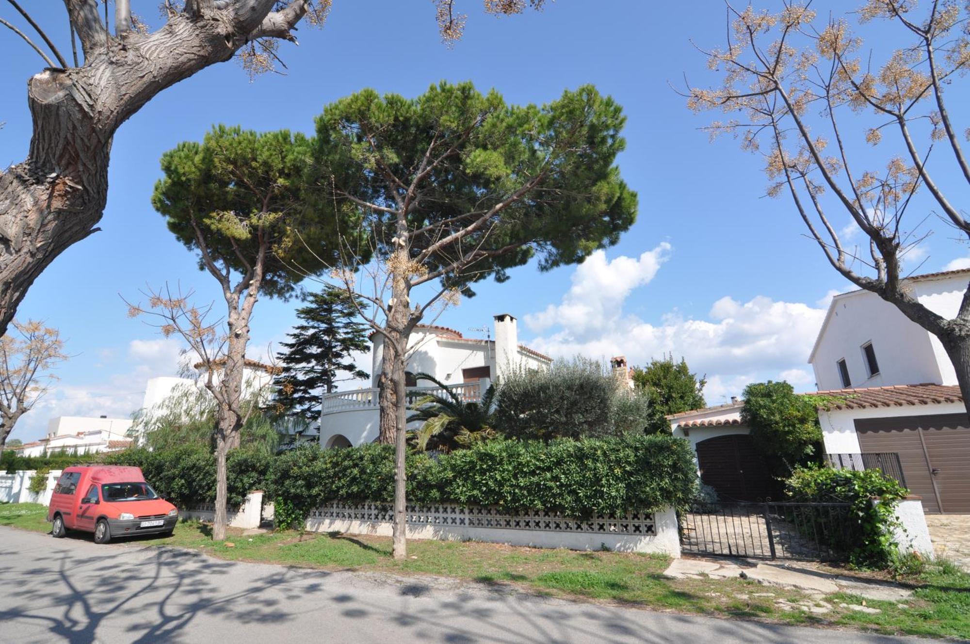 Rnet - Requesens Holiday home Empuriabrava