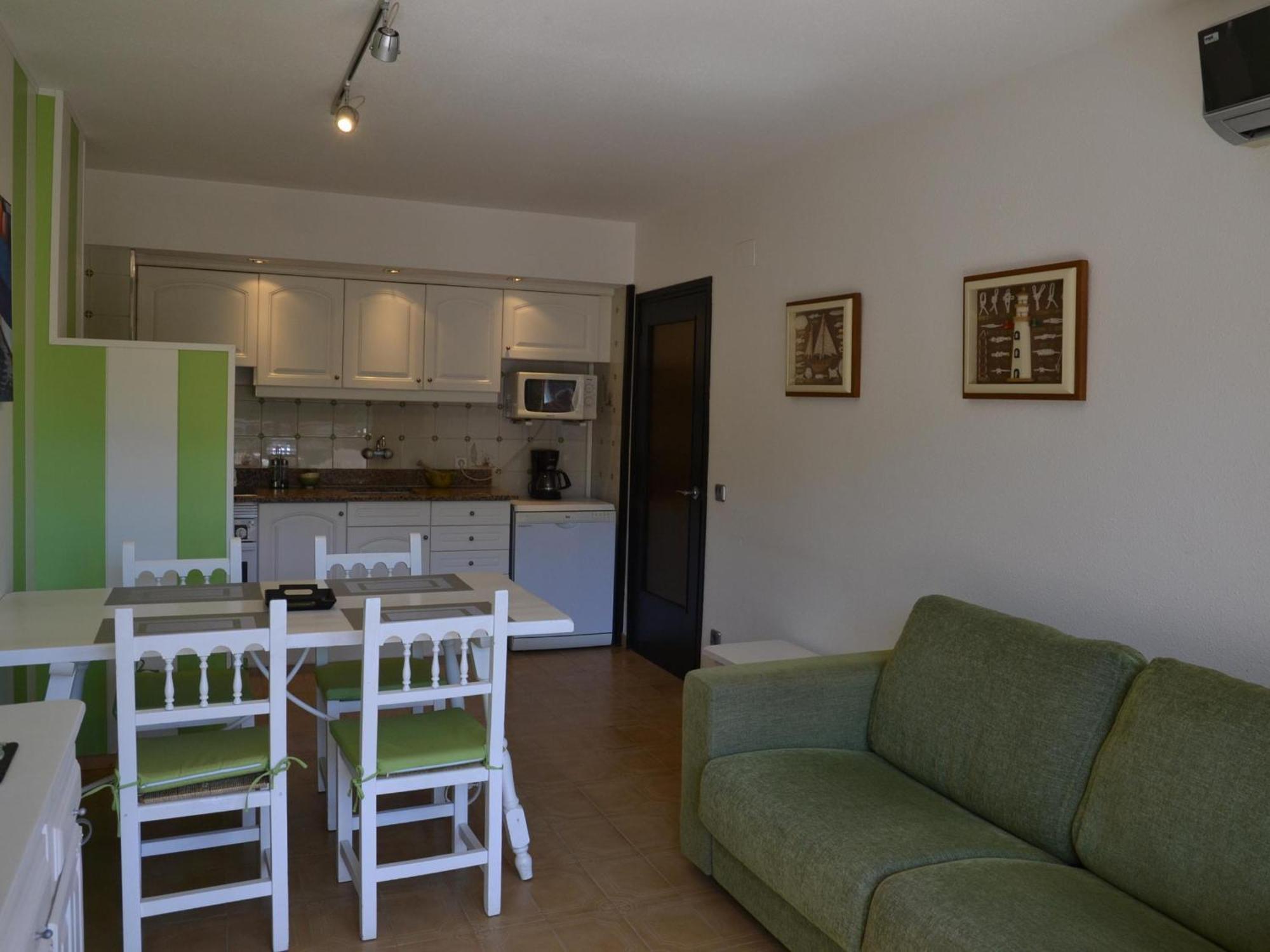 En Primera Linea De Playa Con Piscina Y Terraza - - Es-323-26 Apartamento *
