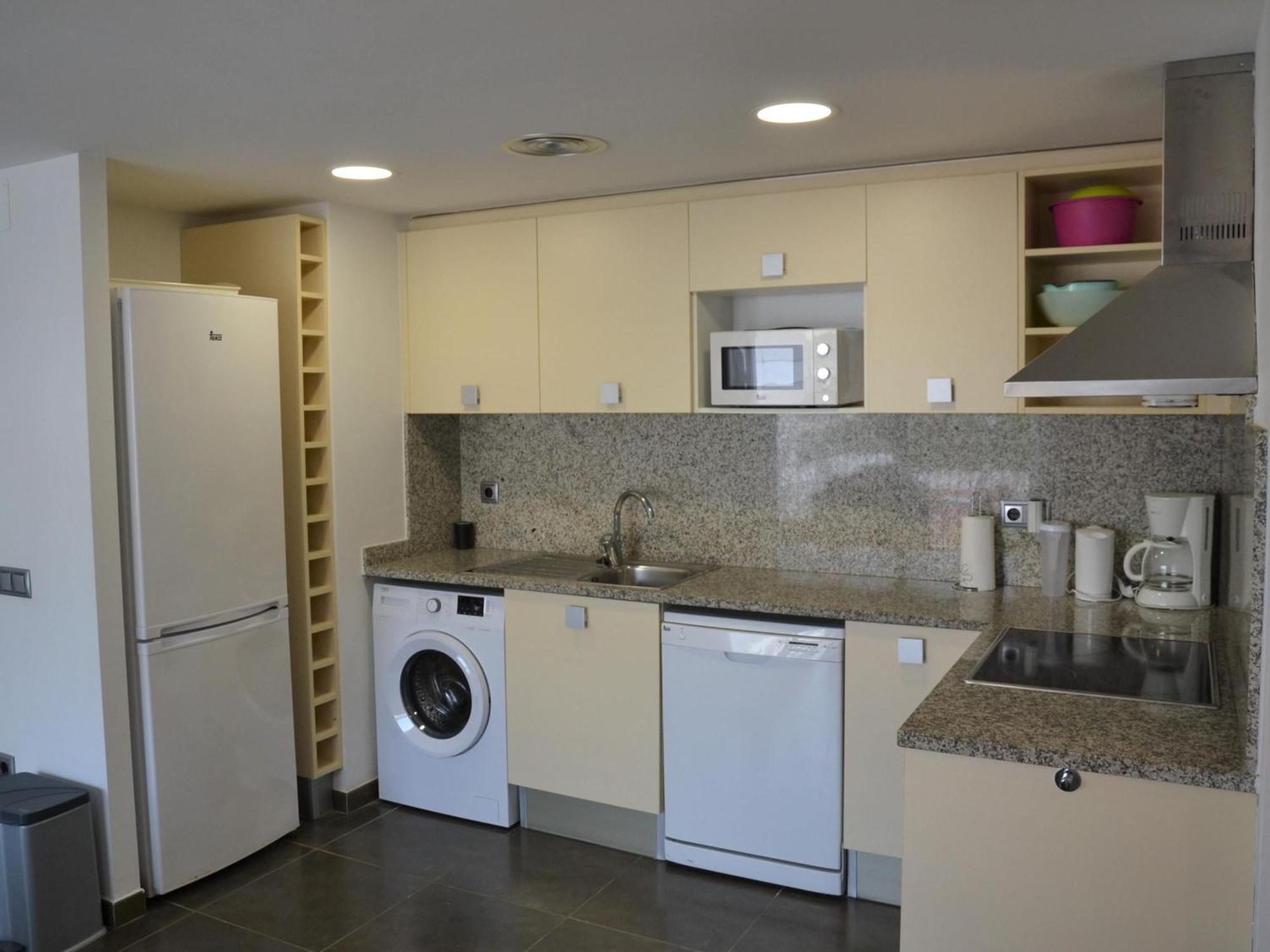 Apartment Centrico Con Piscina, Parking Y A 200m De La Playa En - Es-323-41 L'Estartit