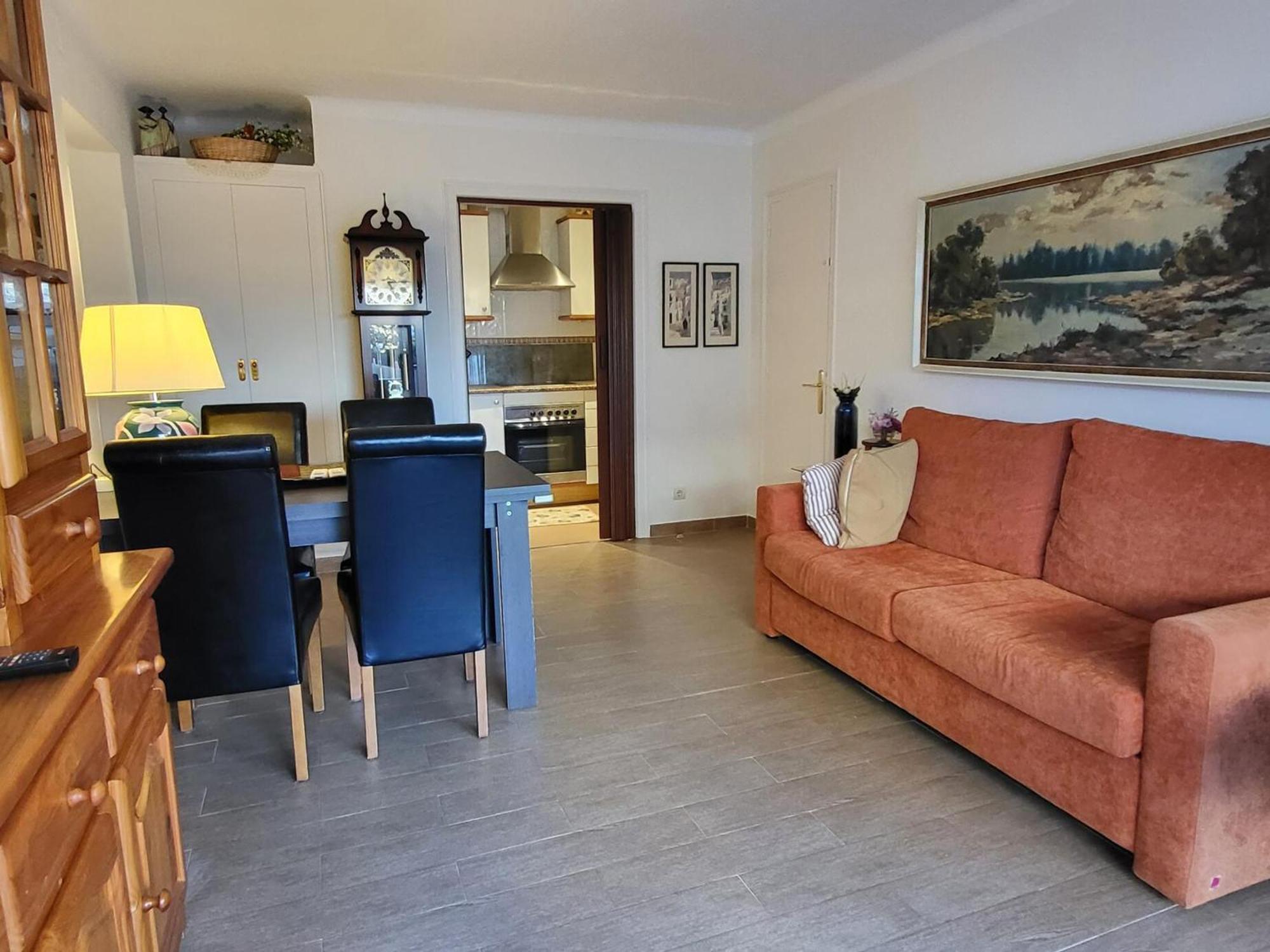 En Planta Baja Con Piscina, A 600m De Playa Y Centro En - Es-323-39 L'Estartit