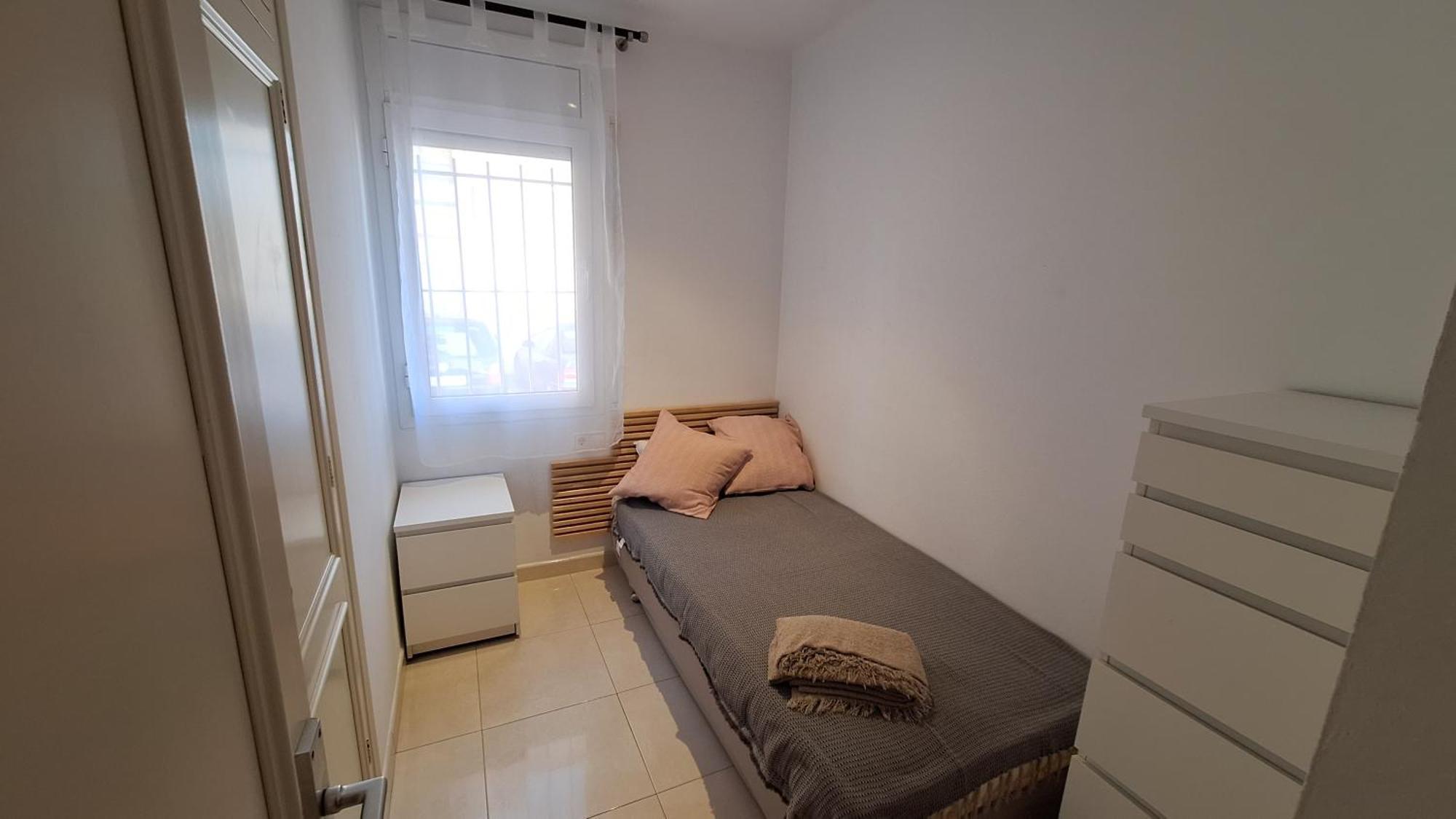 Grecia 200 Meter From Lestartit Apartamento *