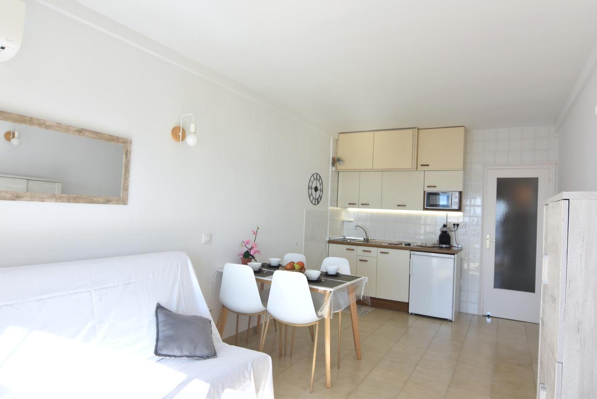 Apartamento Rnet - Meda Chica - Vista Mar