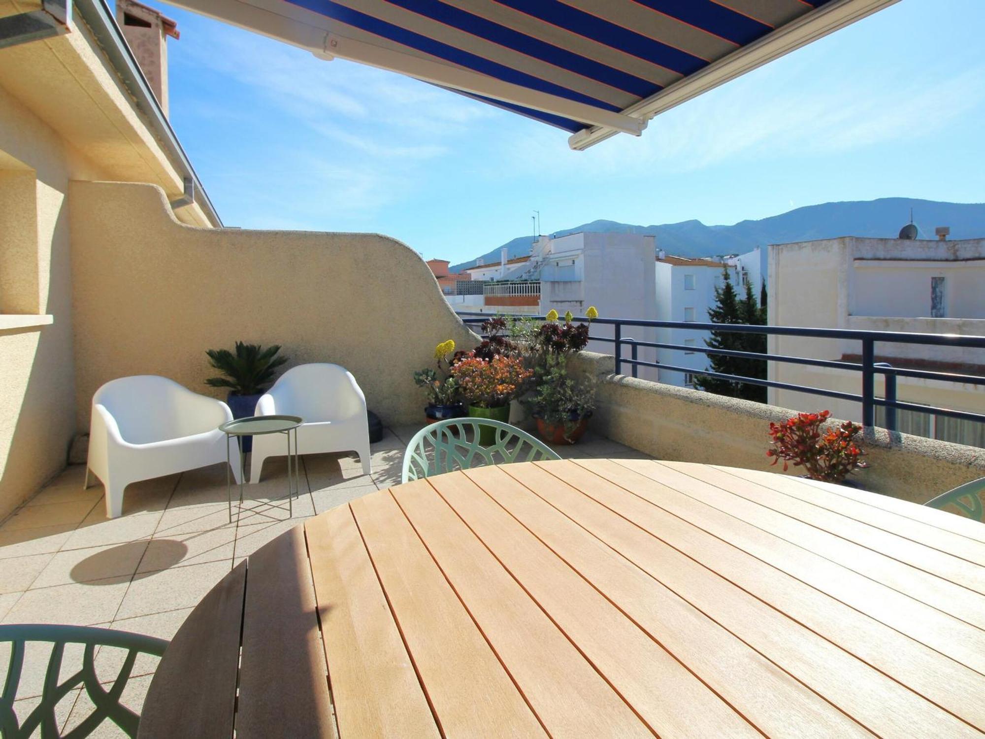 Apartamento Maritim Ii 2 At.1 - Moderno, Agradable Y Muy Bien Equipado Situado En 1ª Linea De Mar - Es-228-82 Llançà
