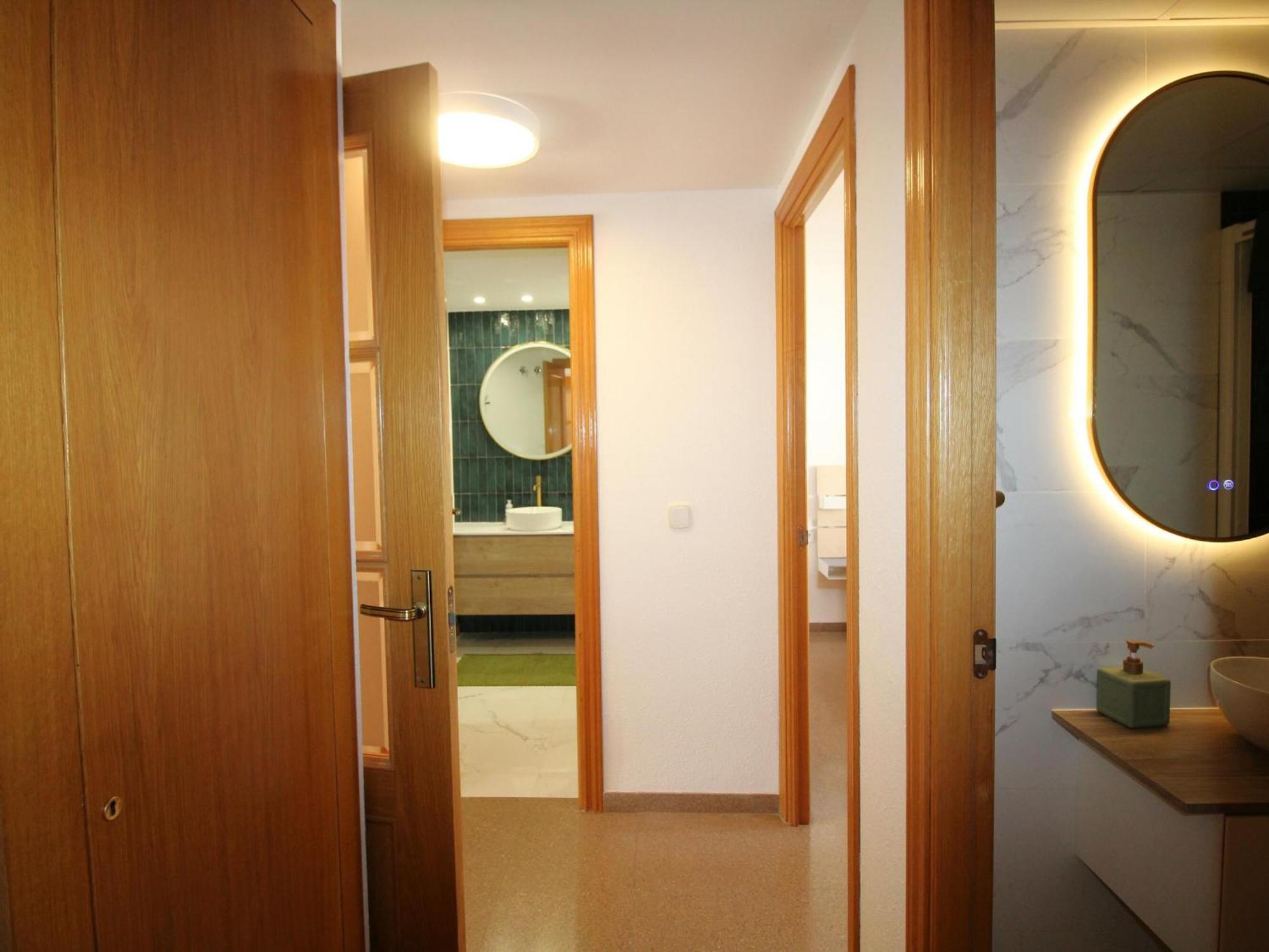 Apartamento Maritim Ii 2 At.1 - Moderno, Agradable Y Muy Bien Equipado Situado En 1ª Linea De Mar - Es-228-82 *