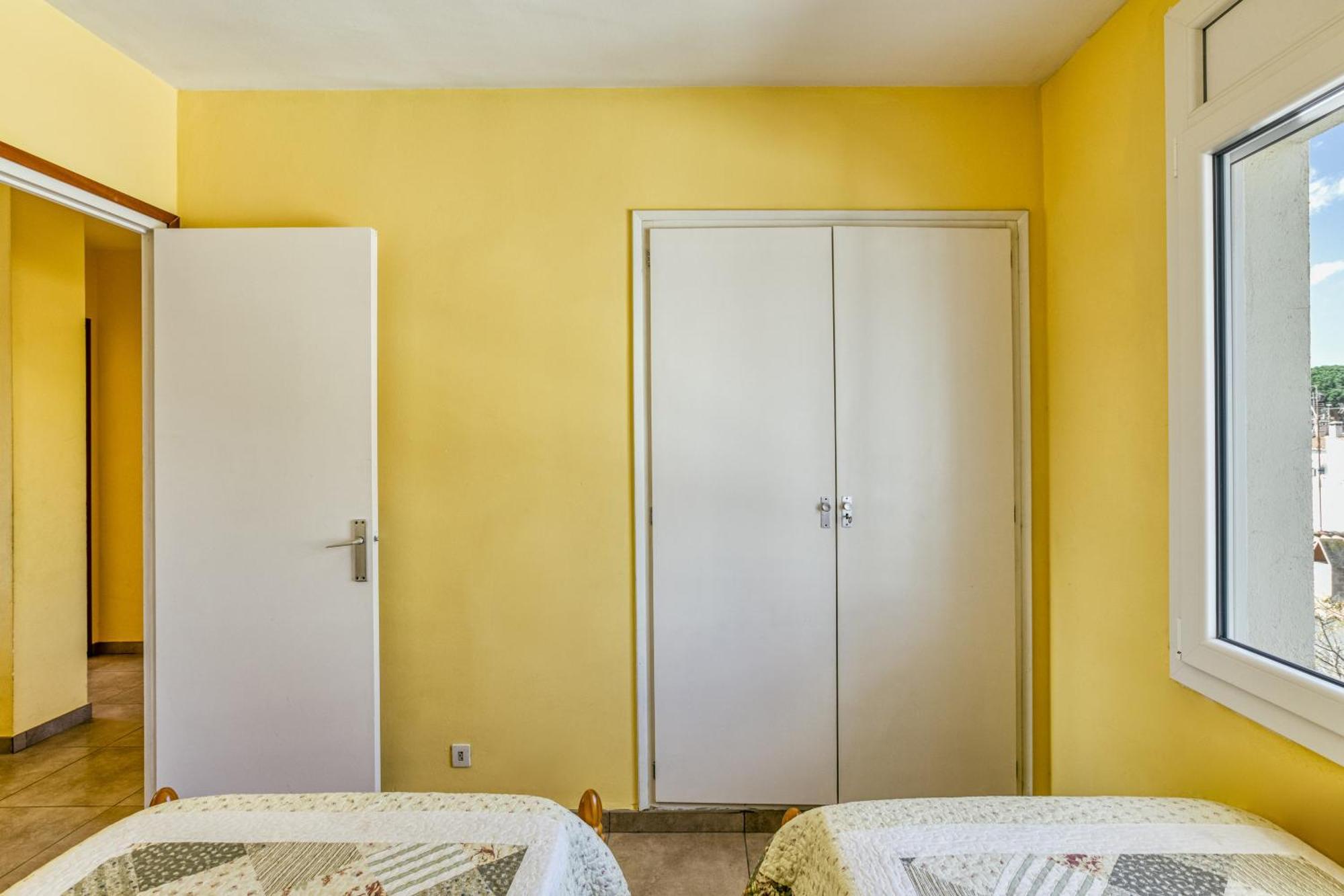 Escala Riells Apartamento *