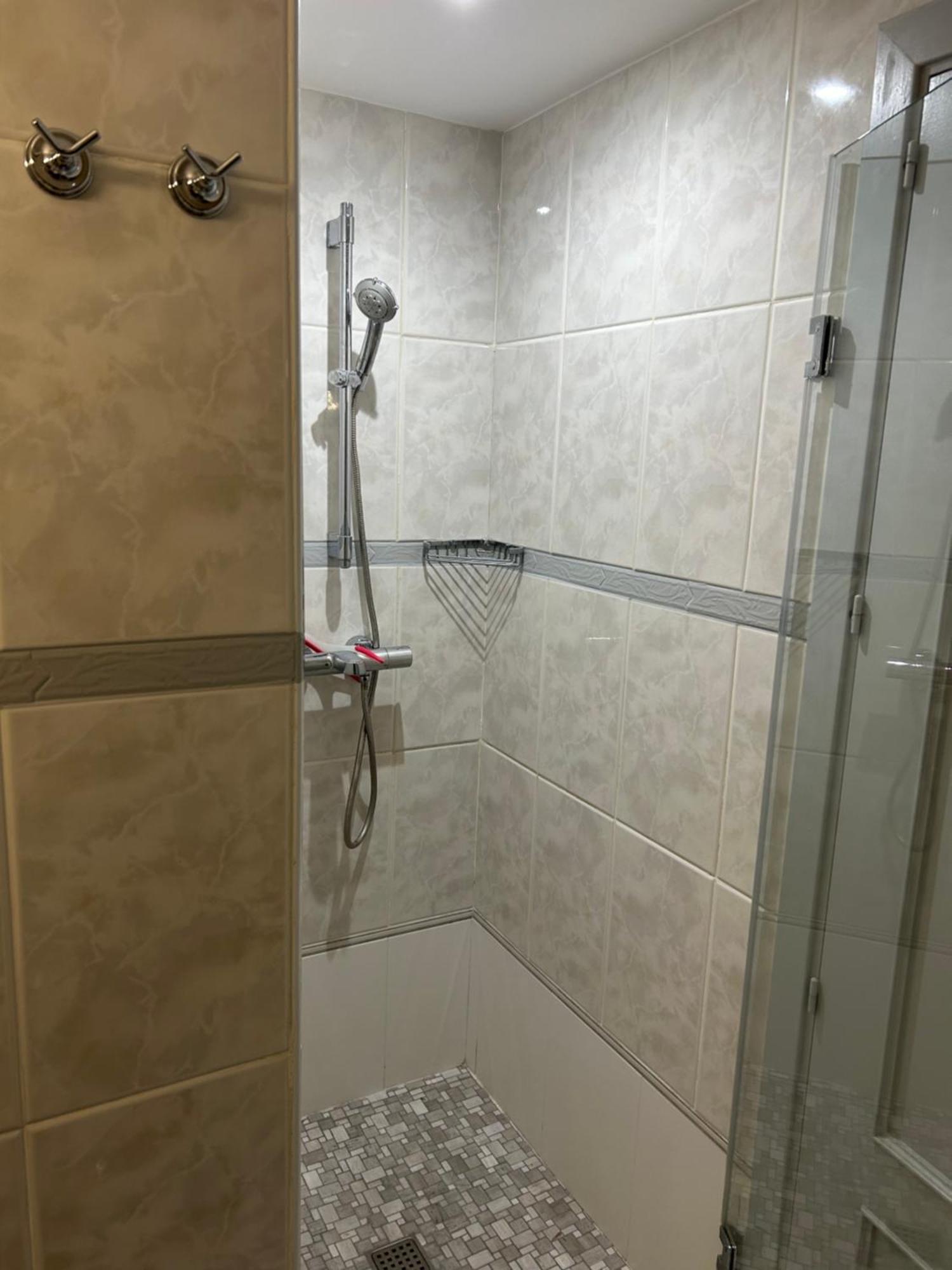 Duplex Avec Terrasse Magnifique Jacuzzi Vue Apartment Roses