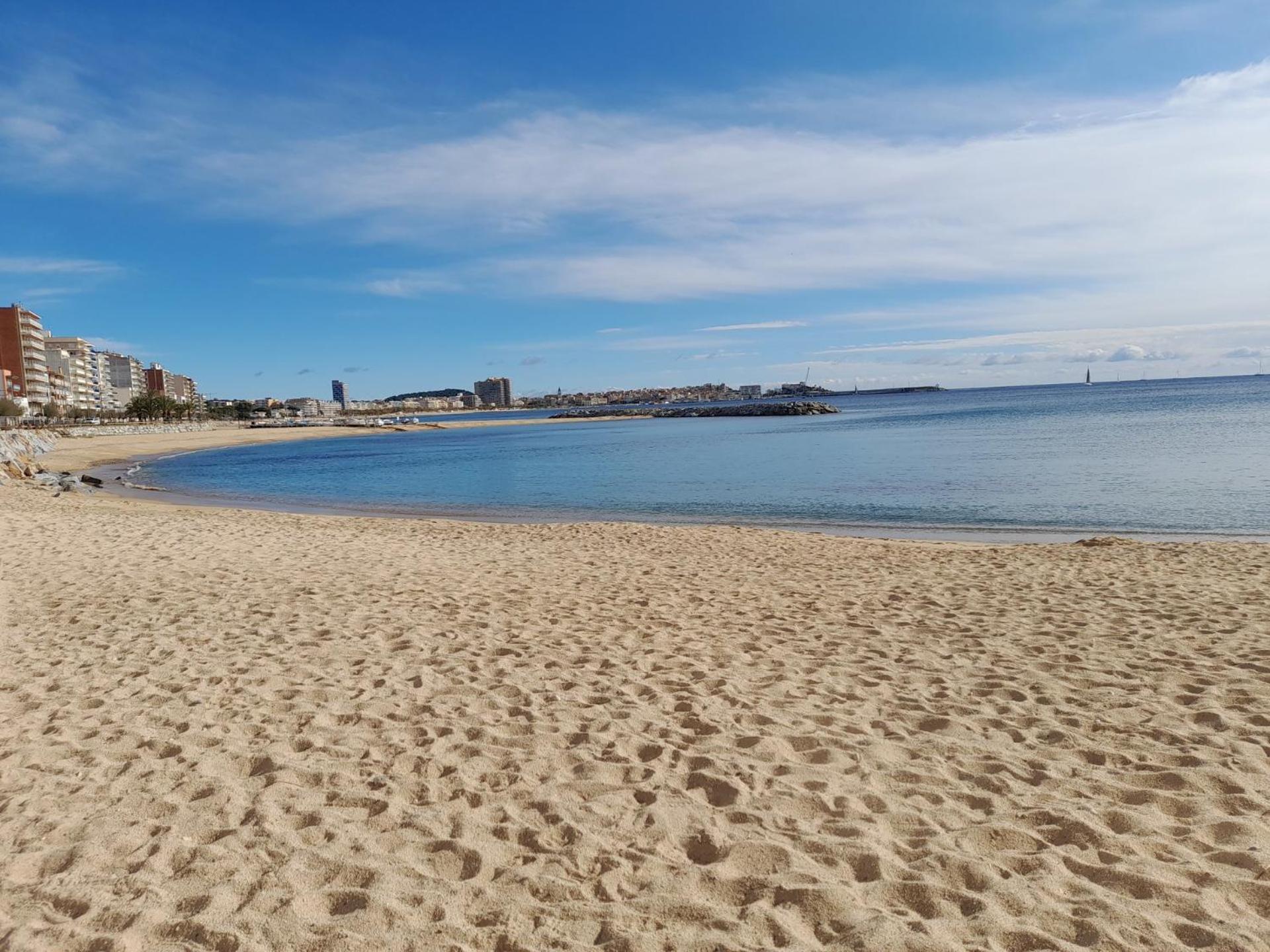 Con Piscina Junto A La Playa *