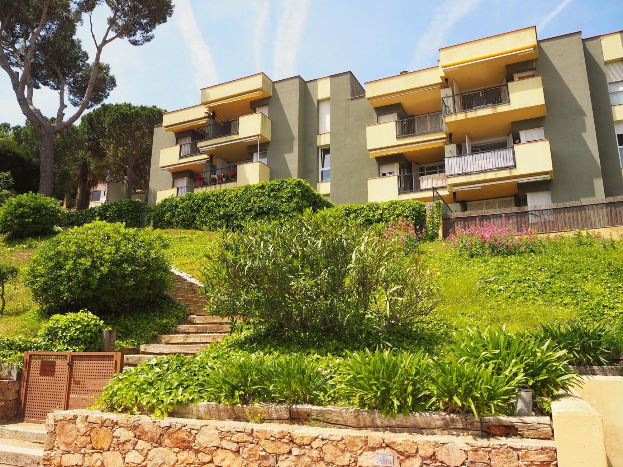 Reformat, Wi Fi, Parking, Piscina, Ac Apartment *