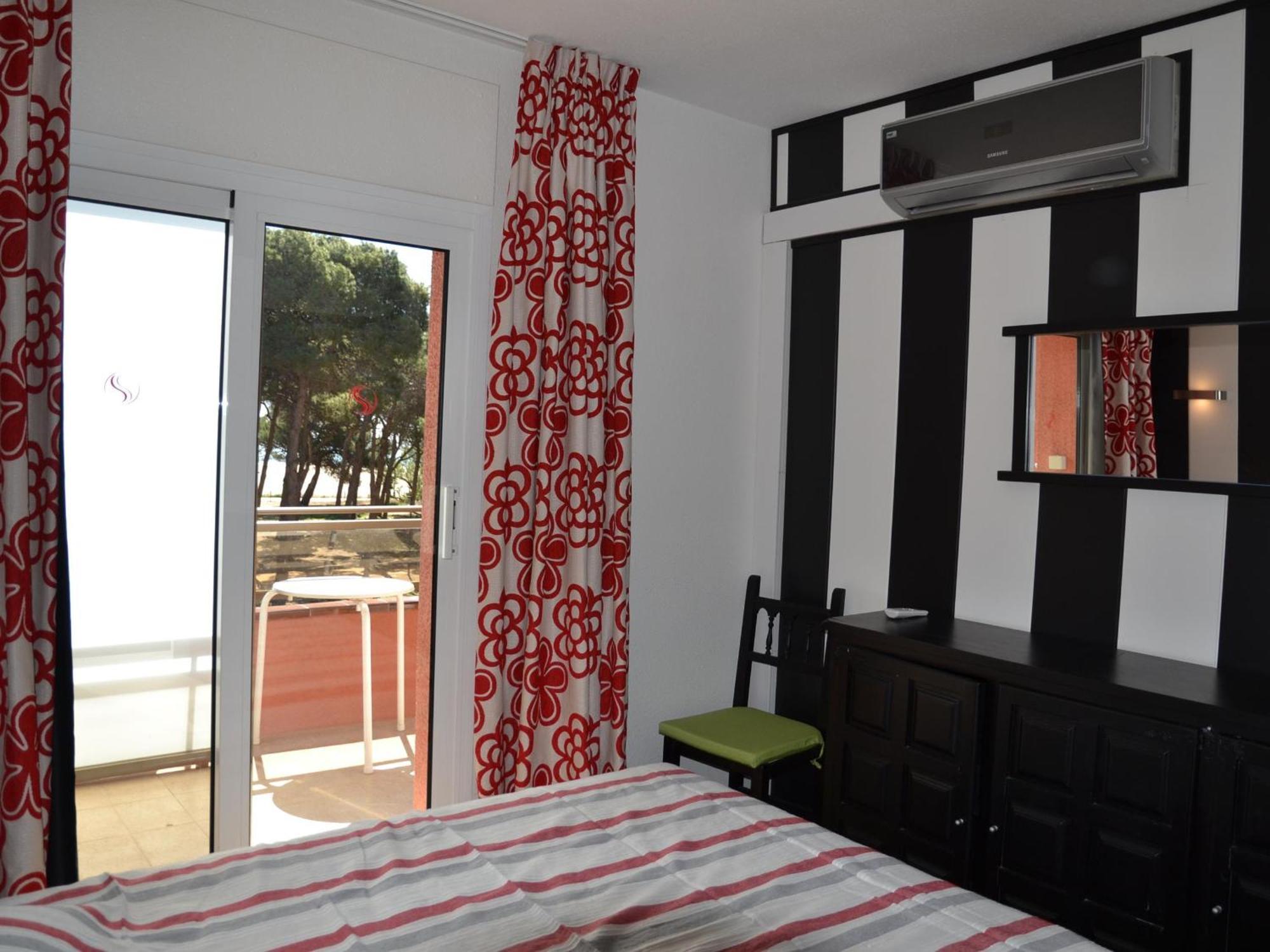 En Primera Linea De Playa Con Piscina Y Terraza - - Es-323-26 Apartamento L'Estartit