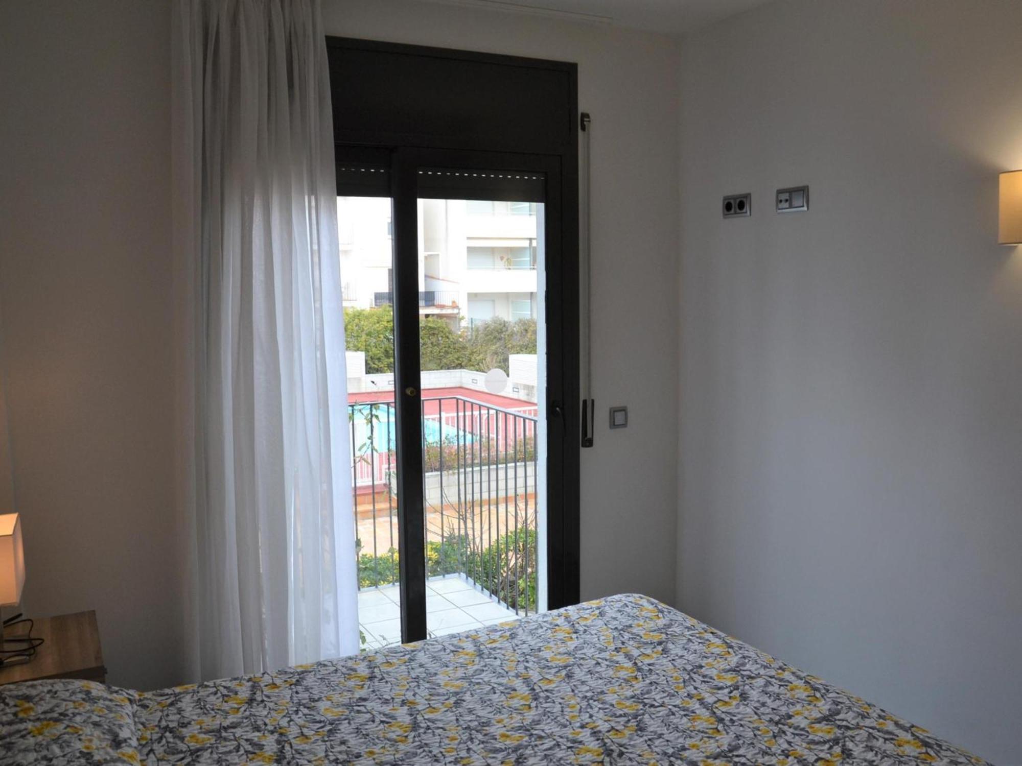 Apartment Centrico Con Piscina, Parking Y A 200m De La Playa En - Es-323-41