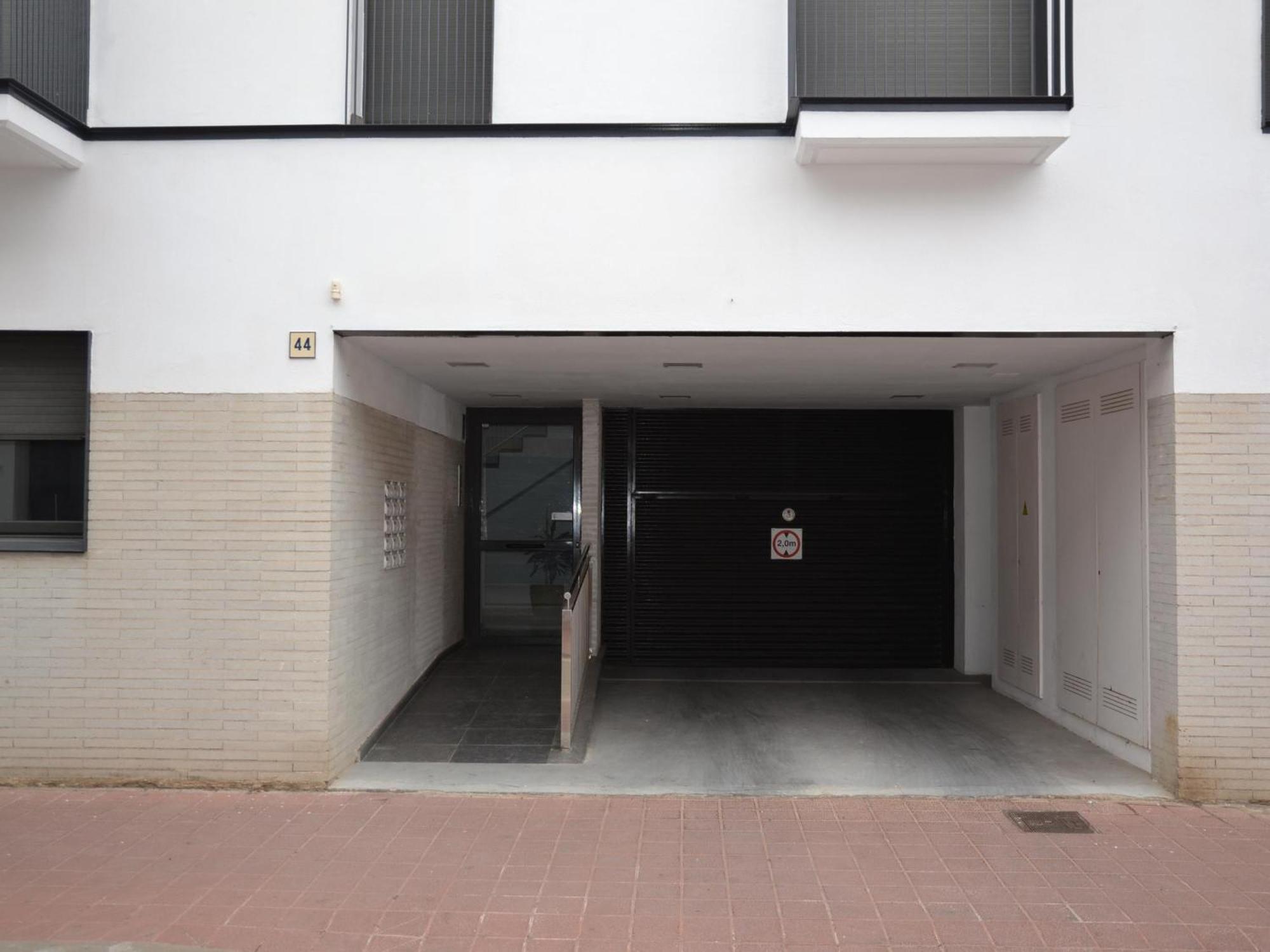 Apartment Centrico Con Piscina, Parking Y A 200m De La Playa En - Es-323-41 *