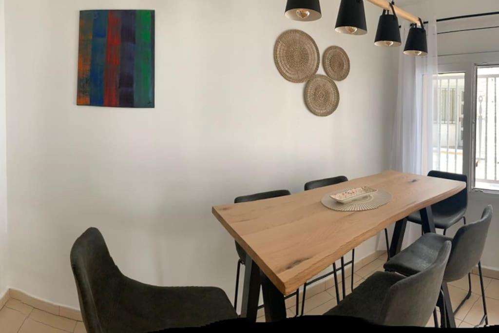 La Casa De - Maison Typique Renovee Dans La Vieille Сasa de vacaciones *
