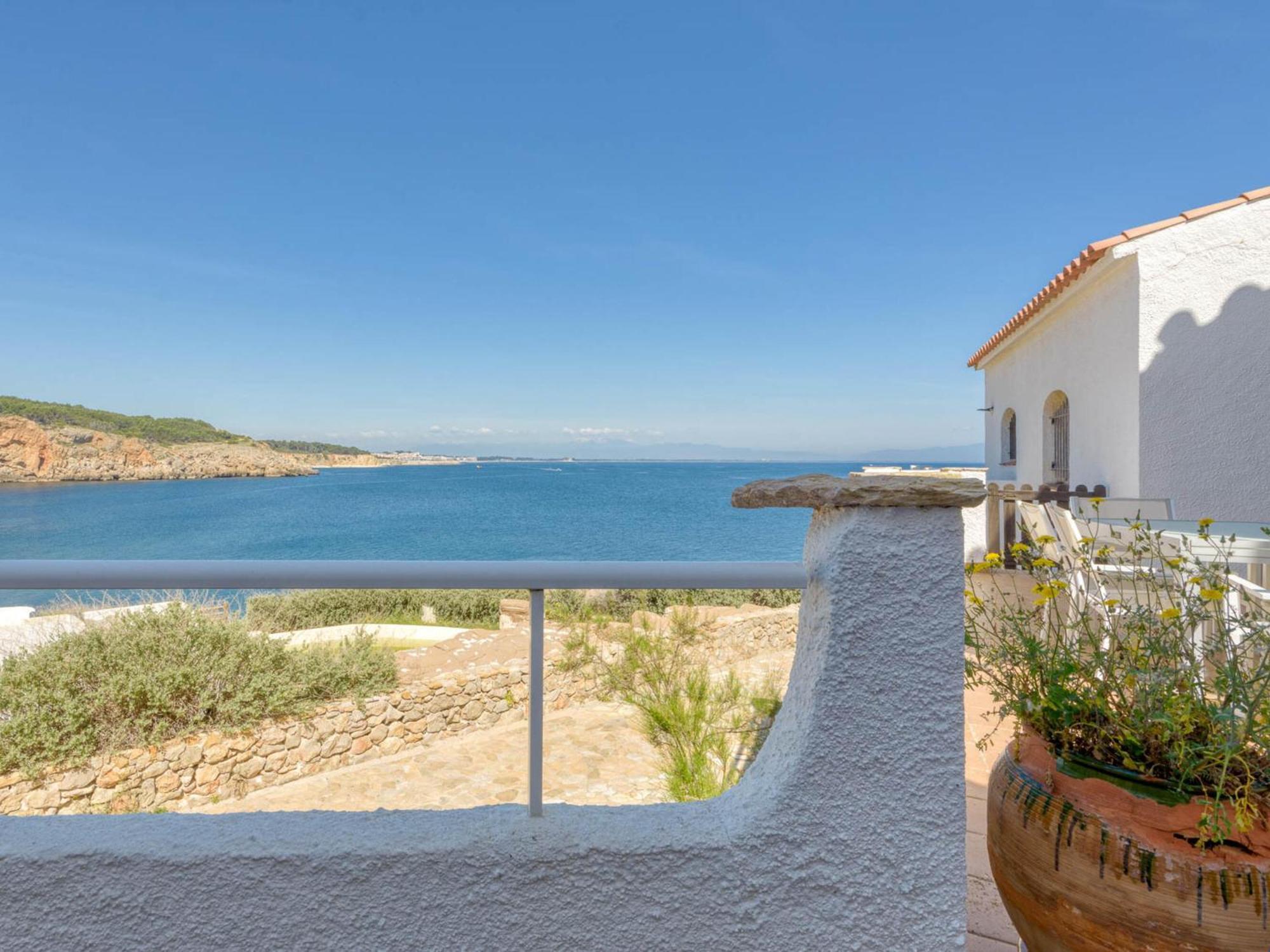 Apto Con Vista Al Mar: Piscina, Barbacoa, Wifi Y Parking En Montgo, L'escala - Es-89-126 Apartamento Torroella de Montgrí