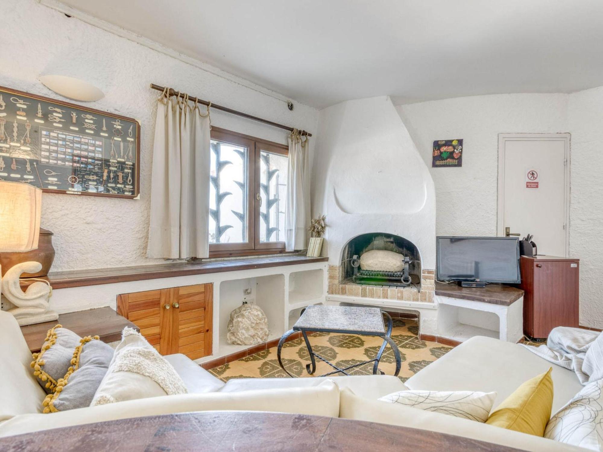 Apartamento Apto Con Vista Al Mar: Piscina, Barbacoa, Wifi Y Parking En Montgo, L'escala - Es-89-126