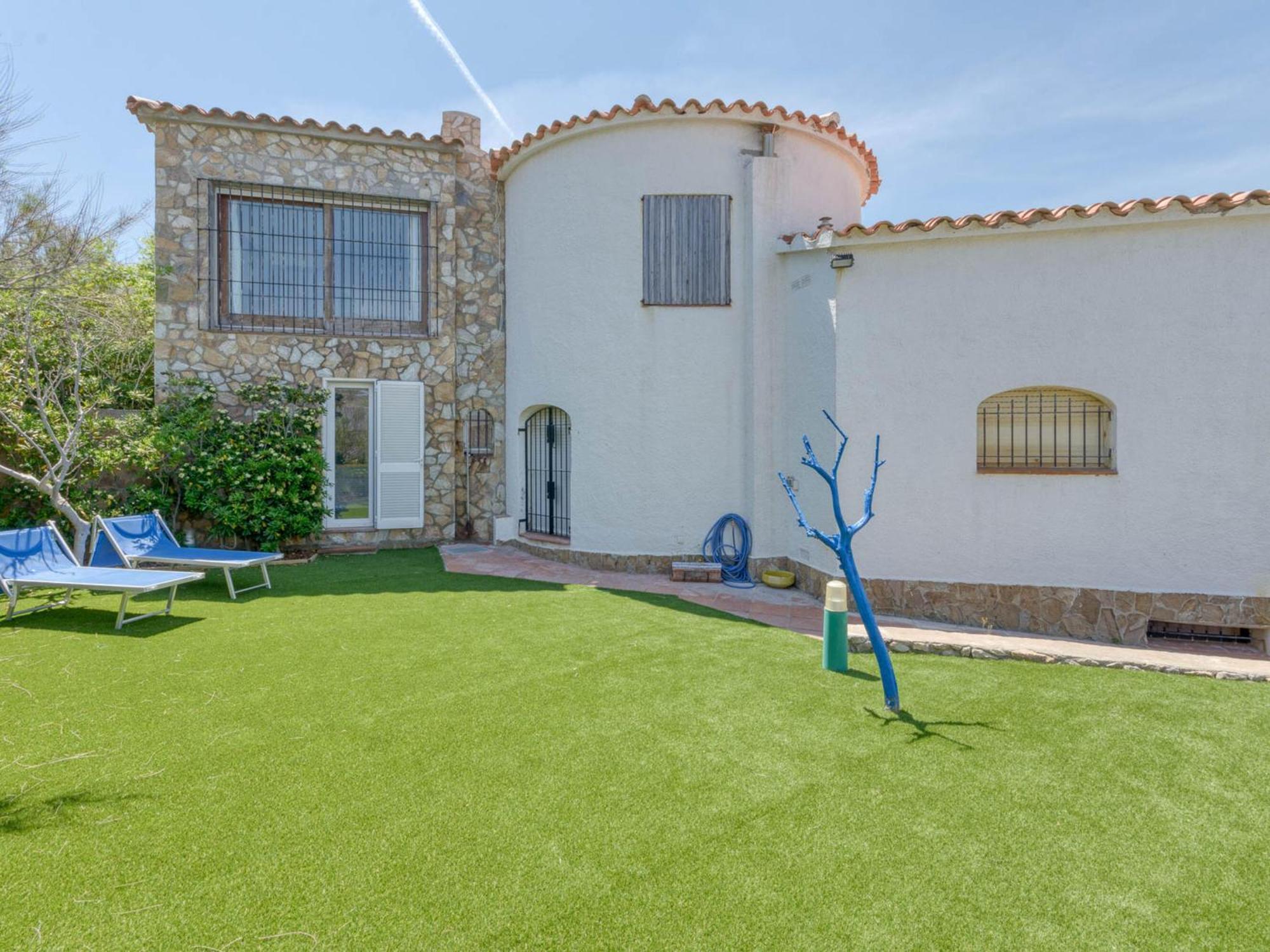 Apto Con Vista Al Mar: Piscina, Barbacoa, Wifi Y Parking En Montgo, L'escala - Es-89-126 *