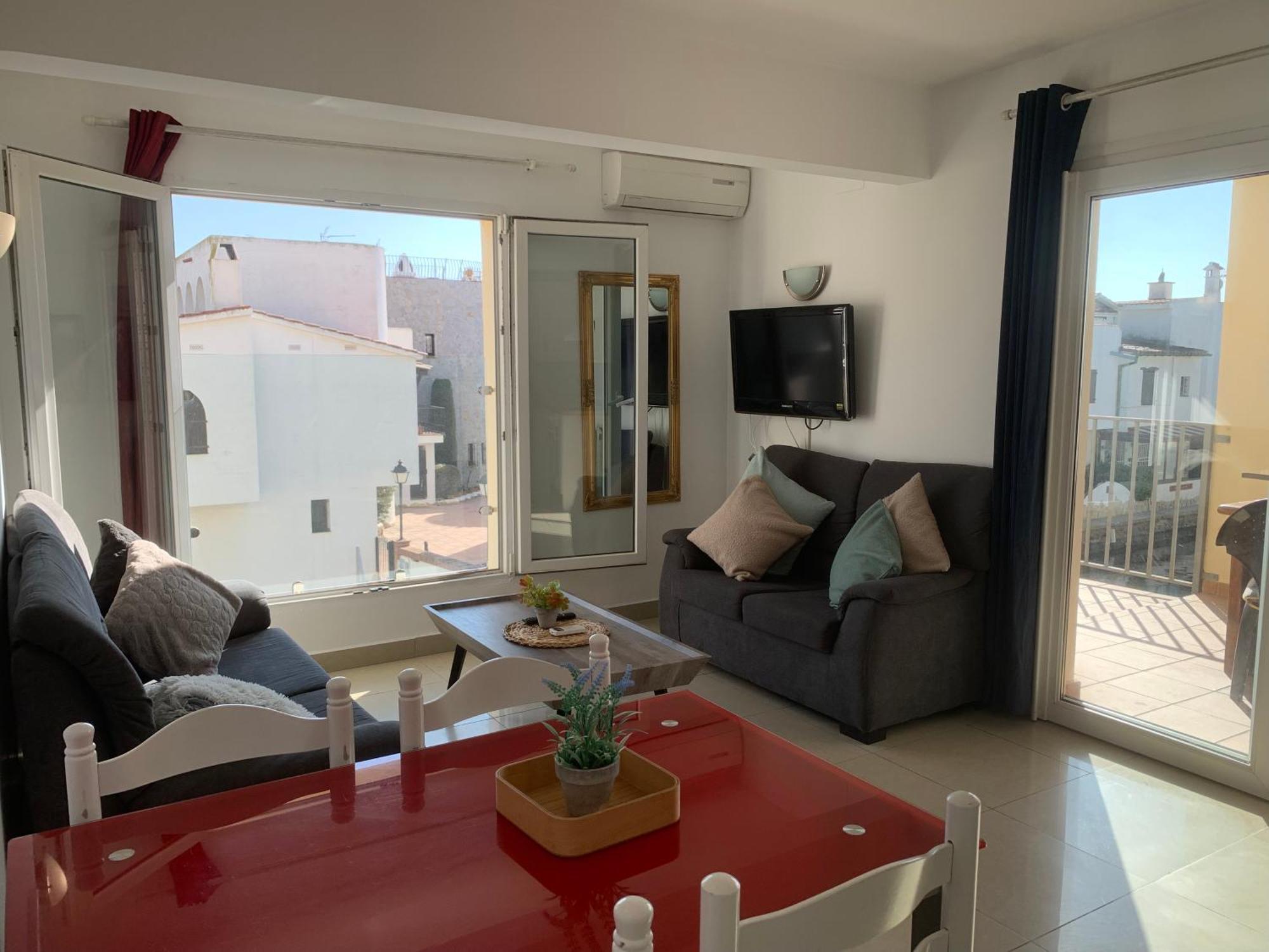 Waterside - Two Bedroom * Ampuriabrava