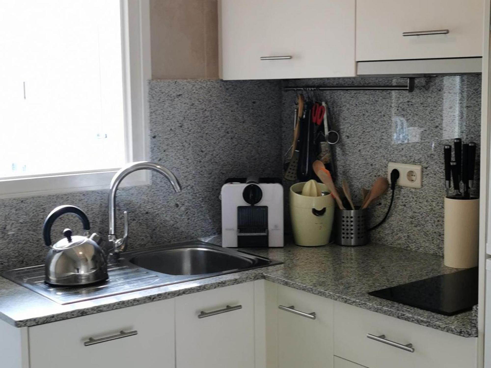 Apartamento En Primera Linea De Mar En Platja D'Aro, Tranquilo Y Soleado, Con Terraza Y Parking - Es-209-23