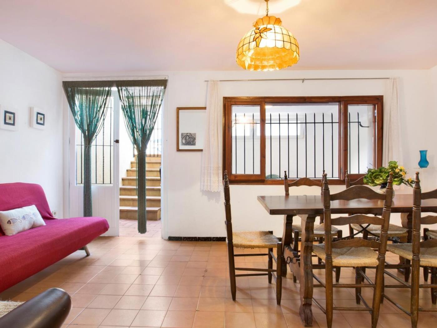 0332 In Apartamento Llafranc