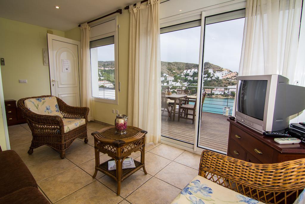Apartamento Agi Rodas Rosas