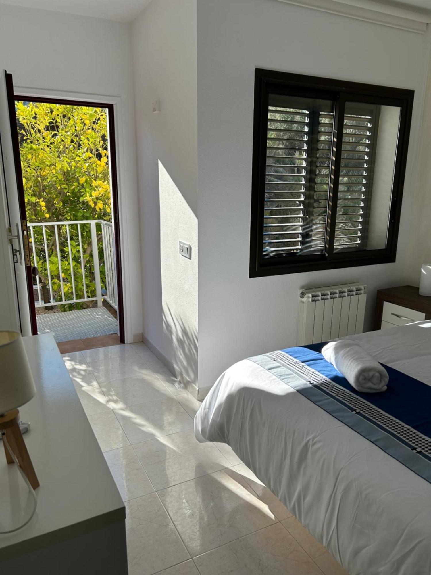 Apartment Duplex Avec Terrasse Magnifique Jacuzzi Vue Roses