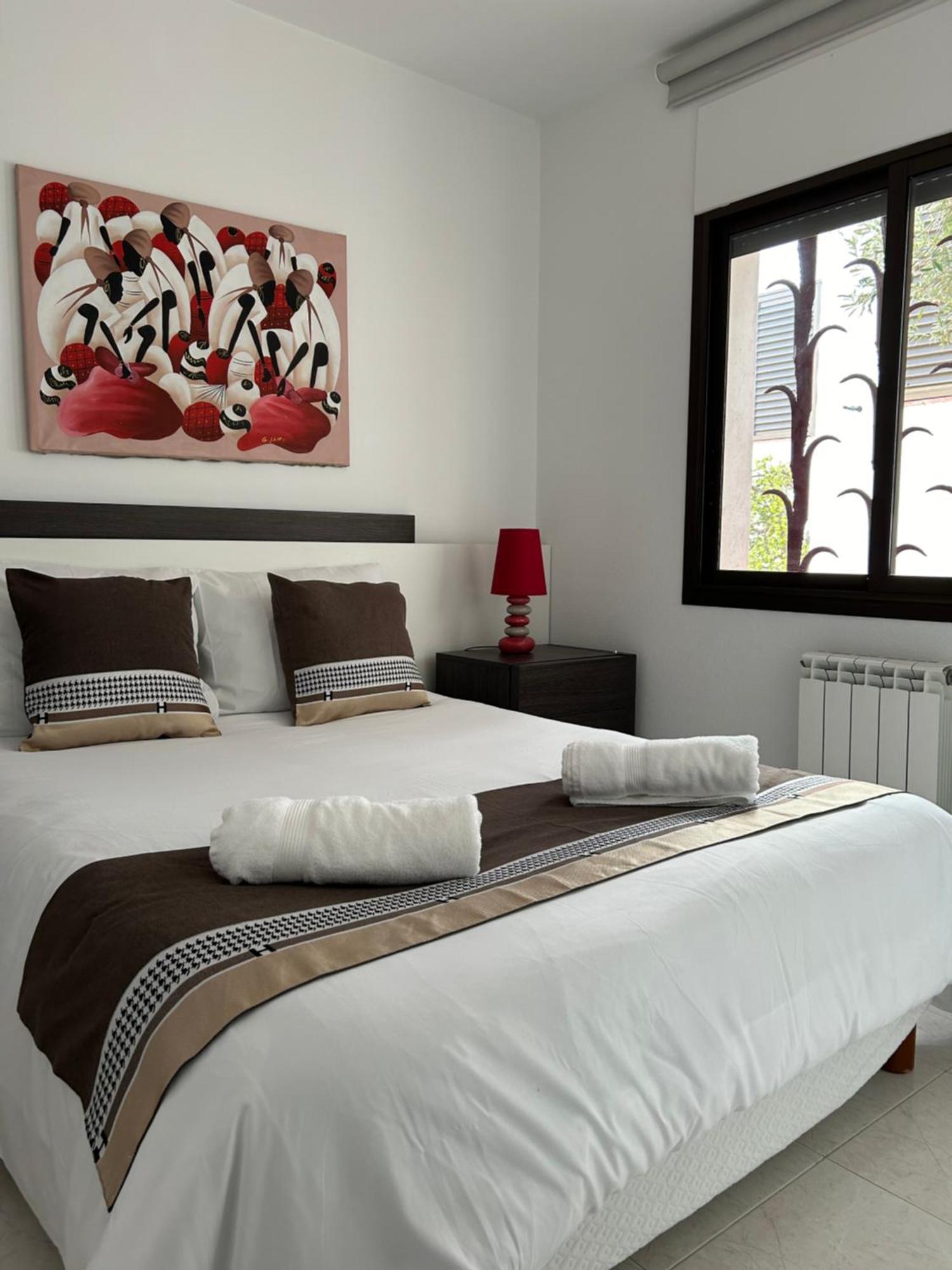 Apartment Duplex Avec Terrasse Magnifique Jacuzzi Vue Roses