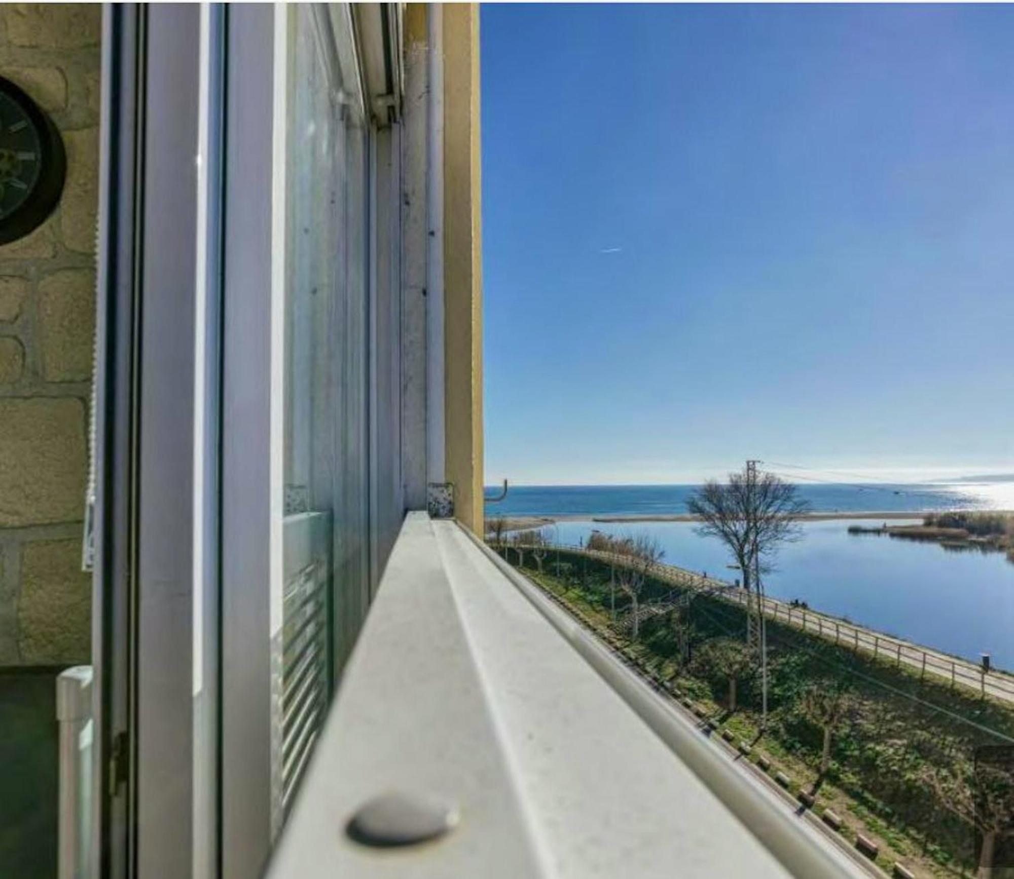 Modern By The In 30m² Superb View Apartamento Ampuriabrava