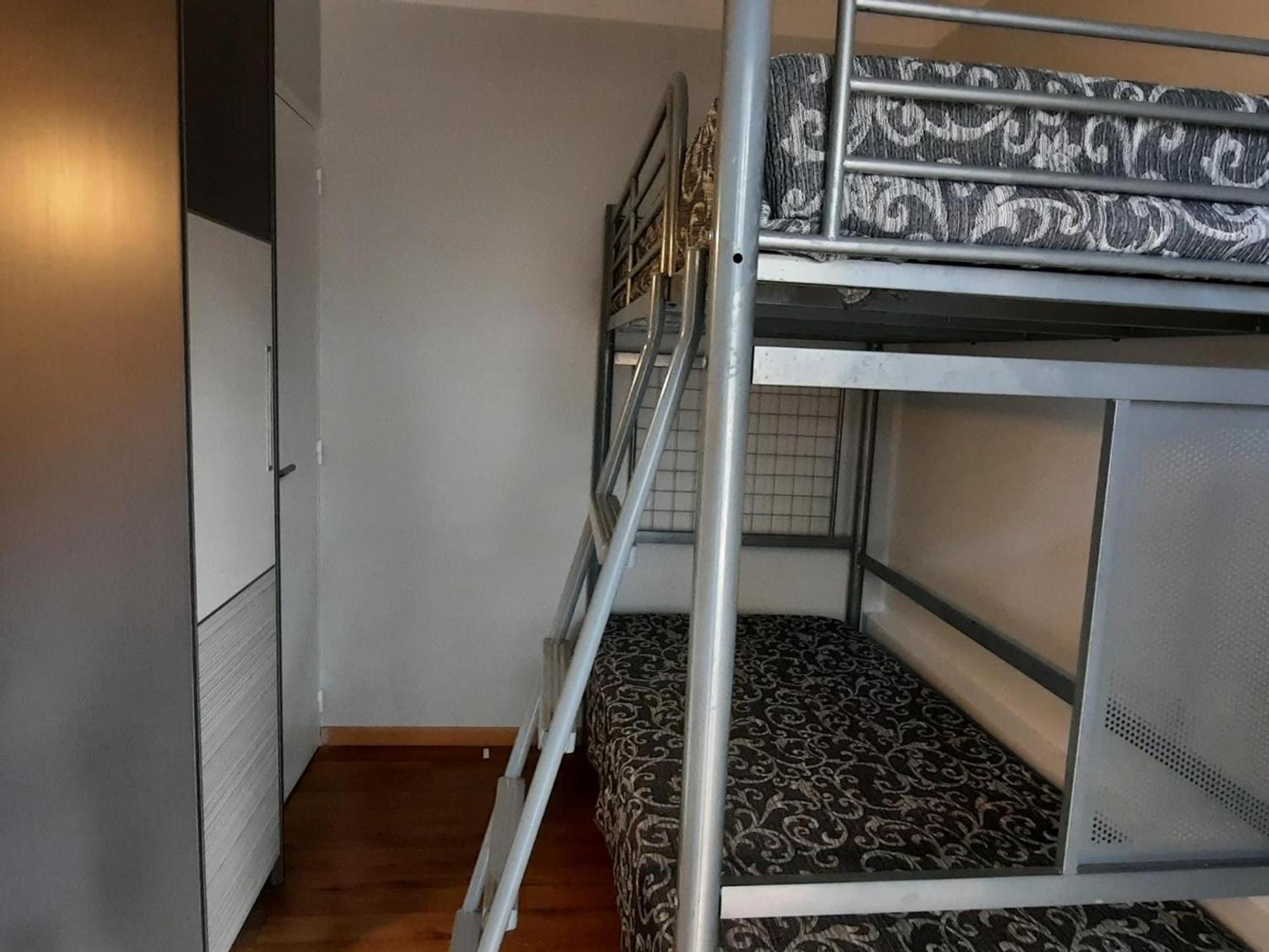 Amplio En Planta Baja Con Terraza Y Jardin, Cerca De La Playa Carboneras, - Es-170-1