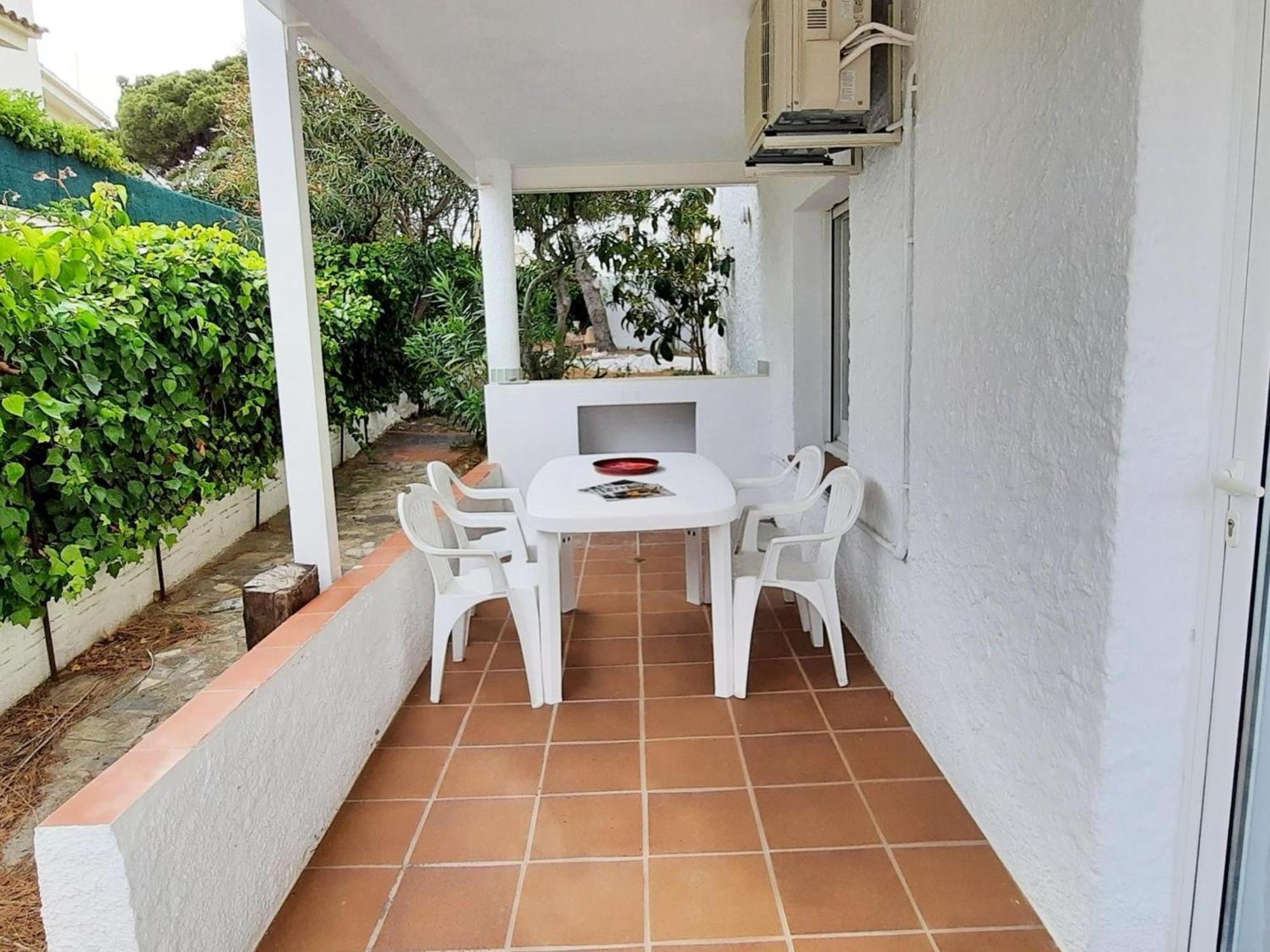 Amplio En Planta Baja Con Terraza Y Jardin, Cerca De La Playa Carboneras, - Es-170-1